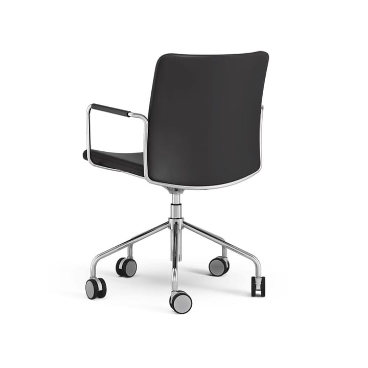 Stella office chair can be raised/lowered with tilt - Leather elmosoft 99999 black, chrome stand, flexible back - Swedese