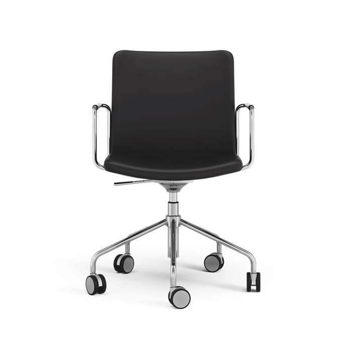 Stella office chair can be raised/lowered with tilt - Leather elmosoft 99999 black, chrome stand, flexible back - Swedese