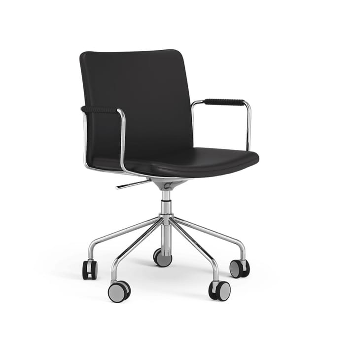 Stella office chair can be raised/lowered with tilt - Leather elmosoft 99999 black, chrome stand, leather-covered armrests, flexible back - Swedese