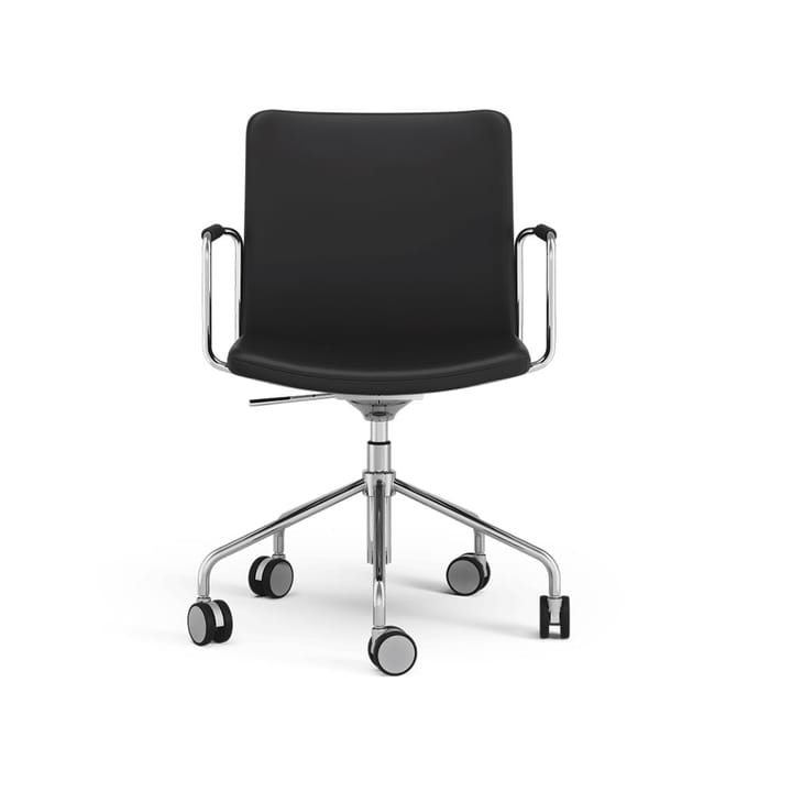 Stella office chair can be raised/lowered with tilt, Leather elmosoft 99999 black, chrome stand, leather-covered armrests, flexible back Swedese