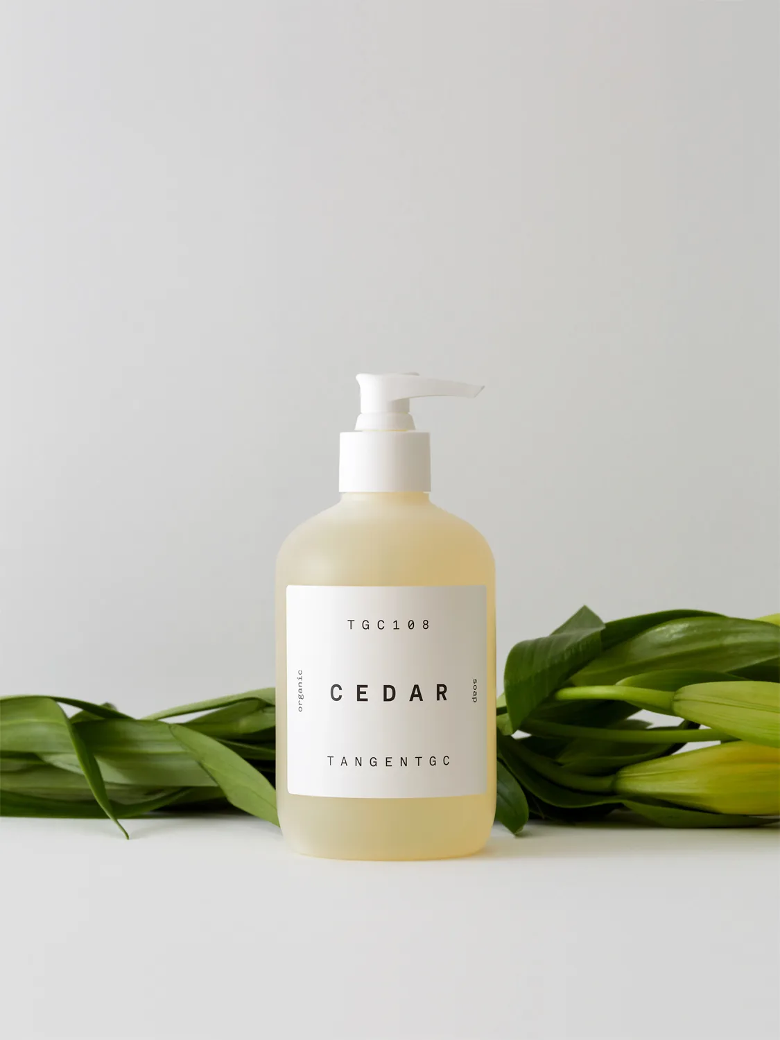 Cedar hand soap, 350 ml Tangent