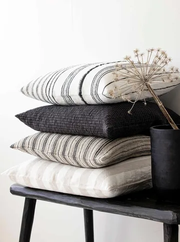 Aston cushion cover linen 50x50 cm - Black - Tell Me More