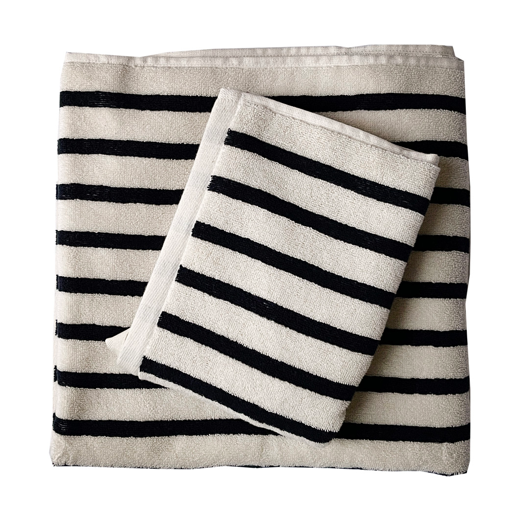 Tell Me More Bonnie bath towel 70x140 cm Black | Scandinavian Design | Bath towels | Black