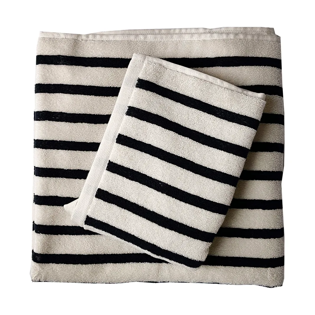 Tell Me More Bonnie towel 50x70 cm Black | Scandinavian Design | Bath towels | Black