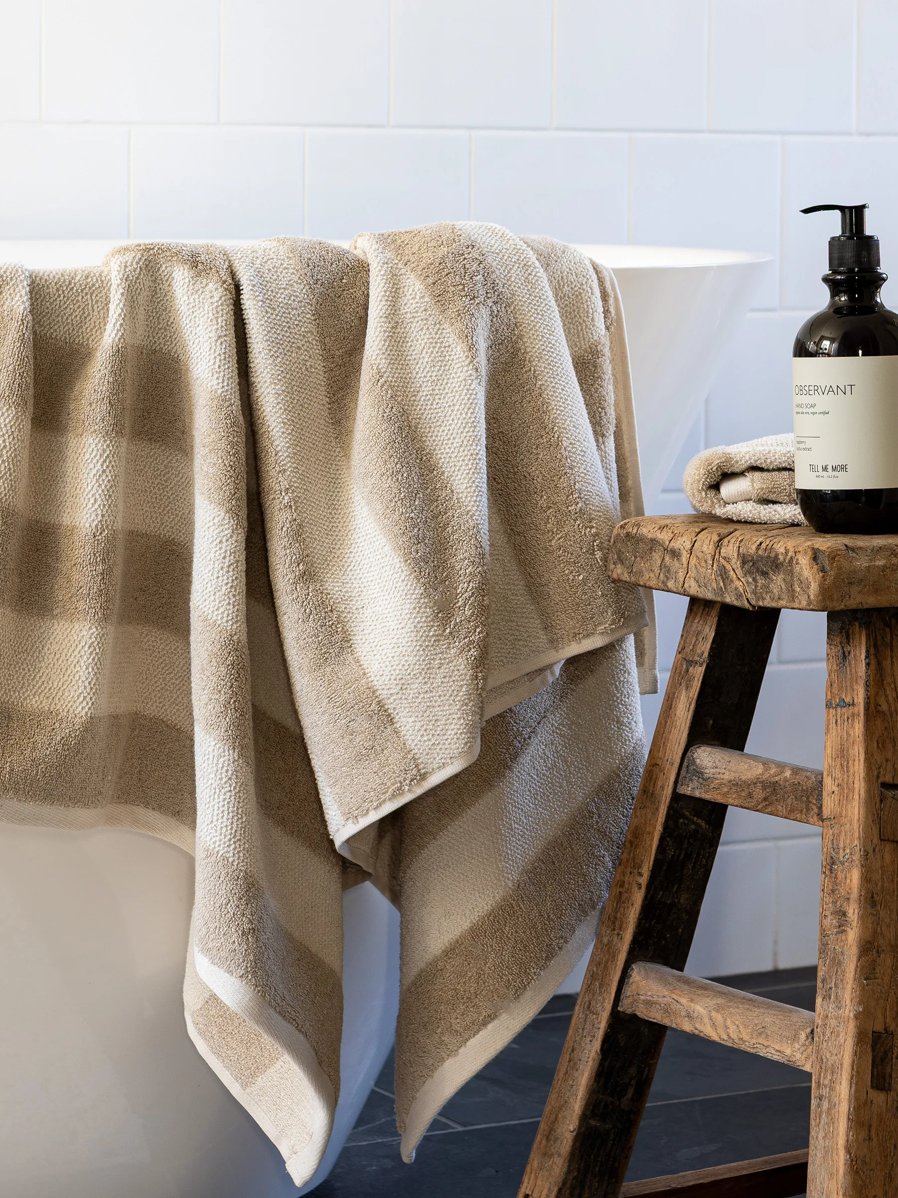 Cleo bath towel 70x140 cm, Beige Tell Me More