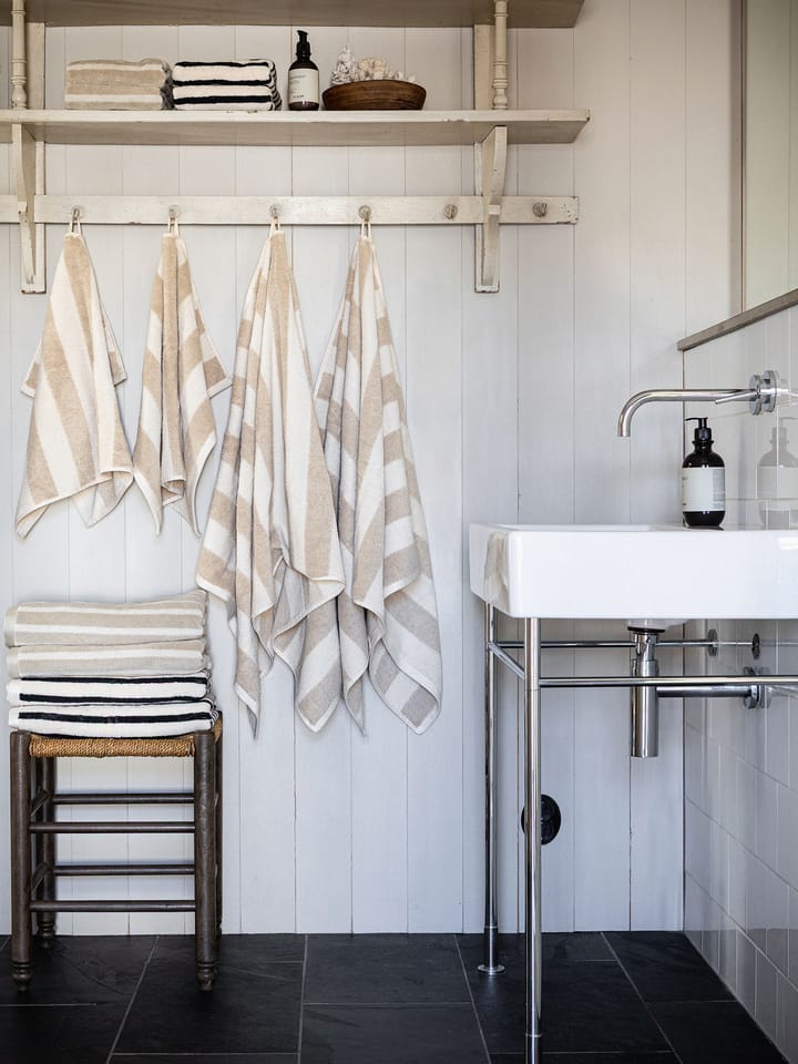 Cleo towel 50x70 cm, Beige Tell Me More