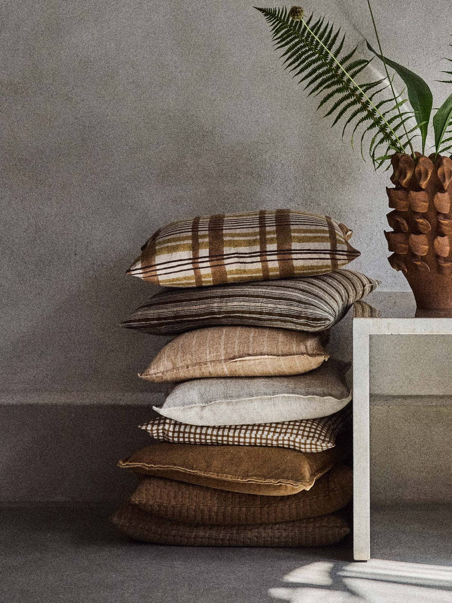 Edith cushion cover, Block print brown, 50x50 cm Tell Me More