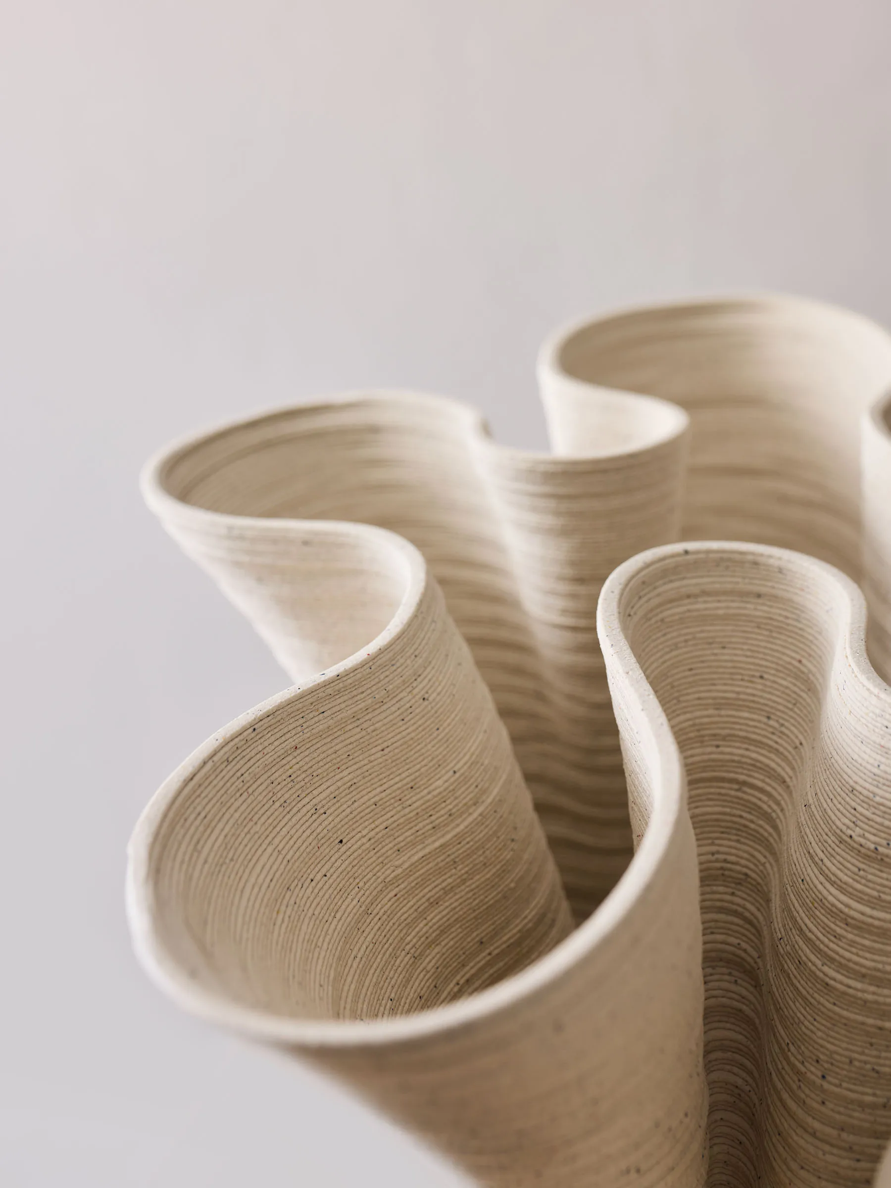 Fiordo vase small, Off-white Tell Me More