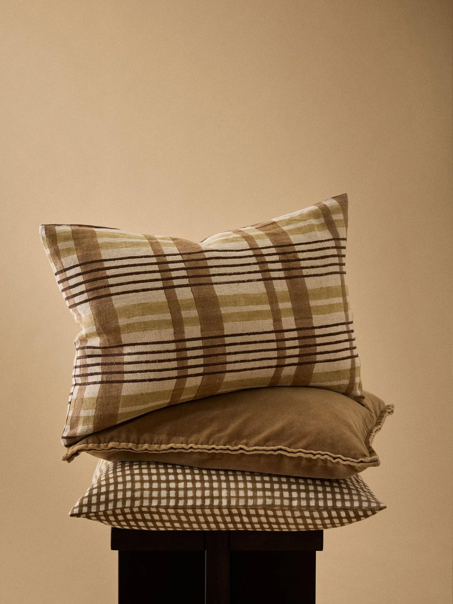 Gabrielle cushion cover, Brown, 50x50 cm Tell Me More