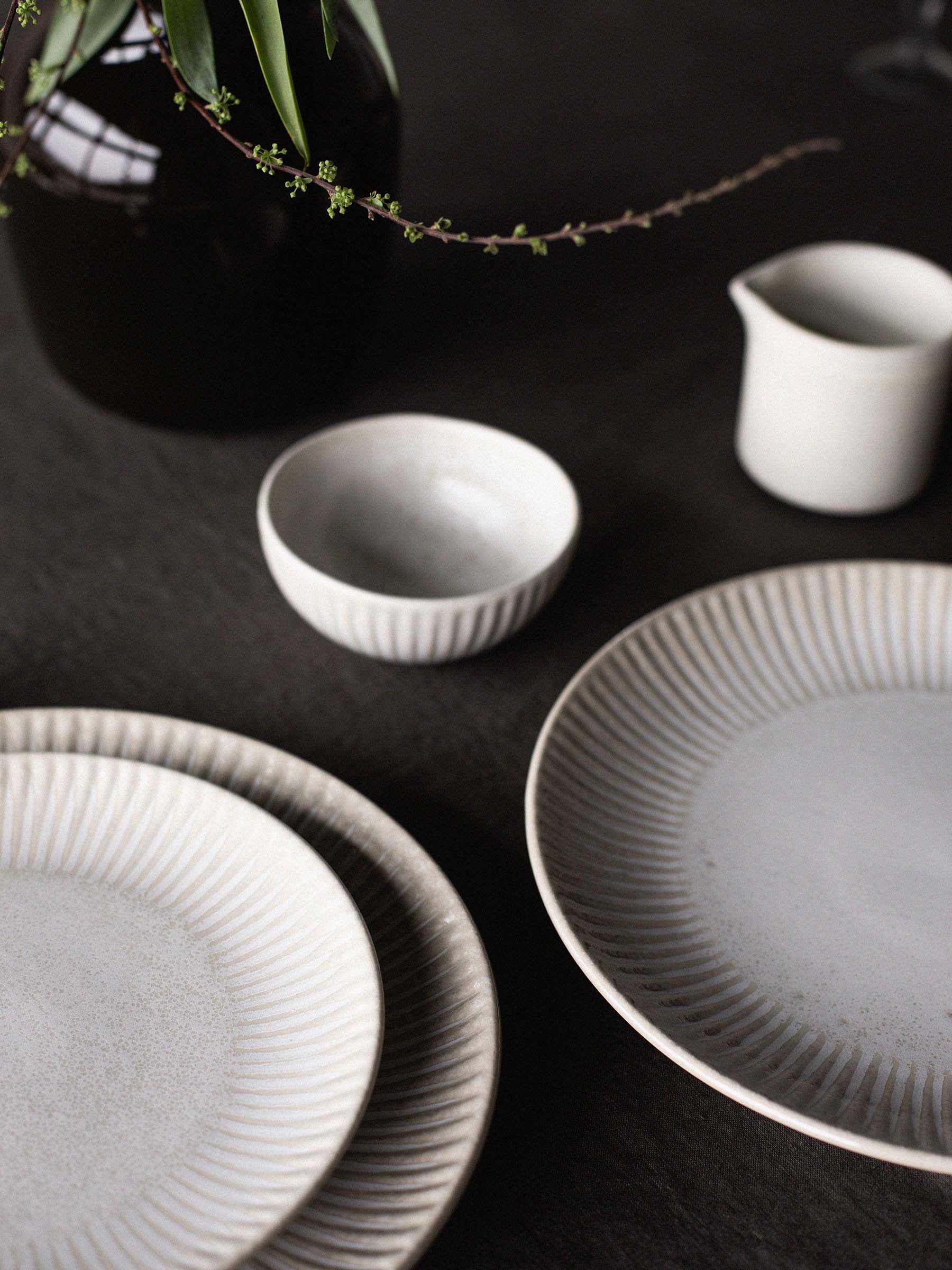 Granada plate Ø22 cm, Cream white-beige Tell Me More