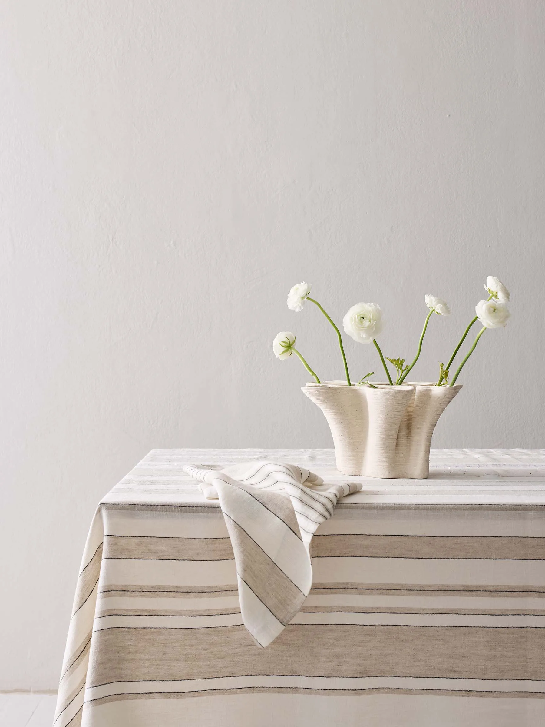 Noah tablecloth, Beige stripe, 145x270 cm Tell Me More