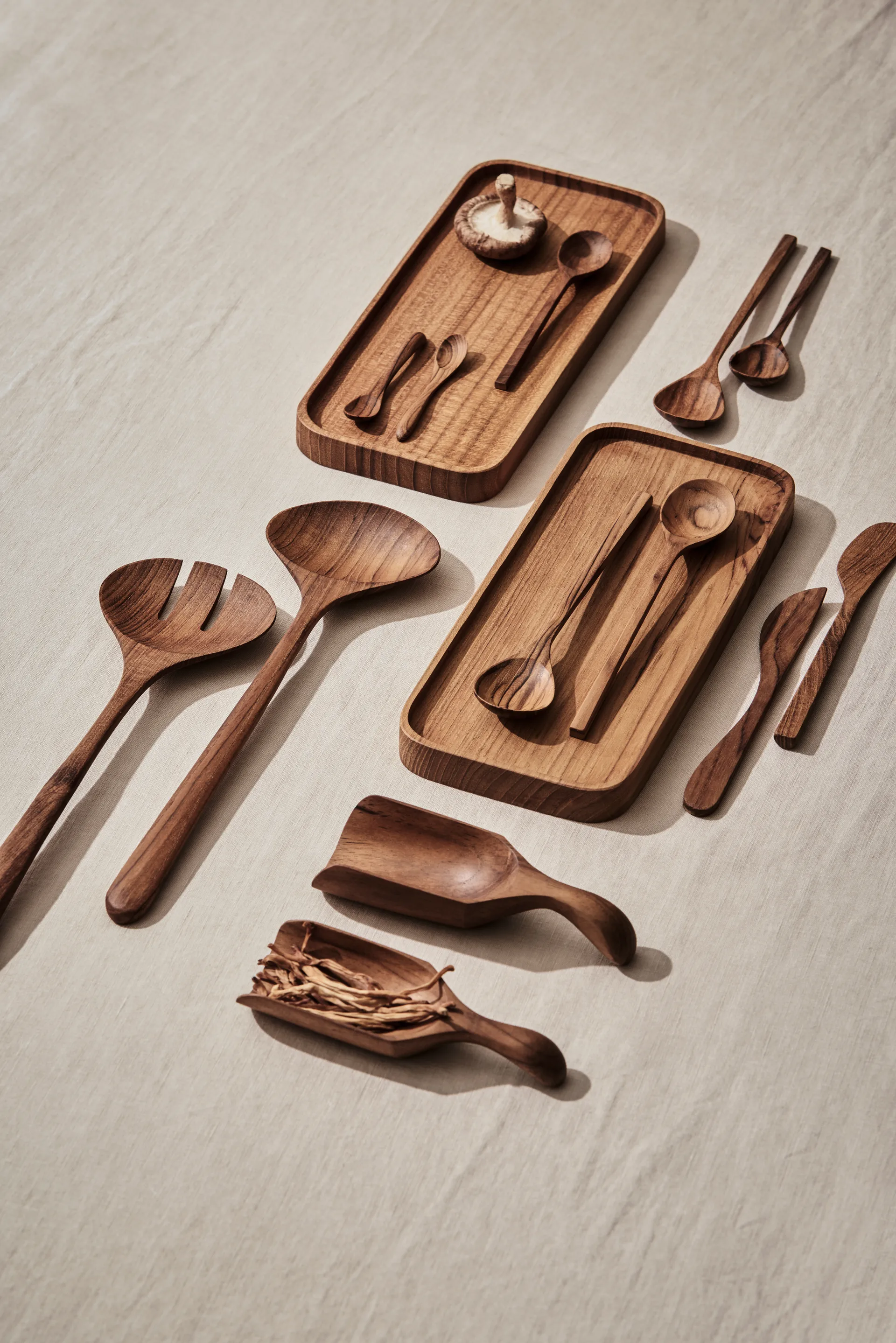 Teak serving spoons 2 pieces, Brown Tell Me More