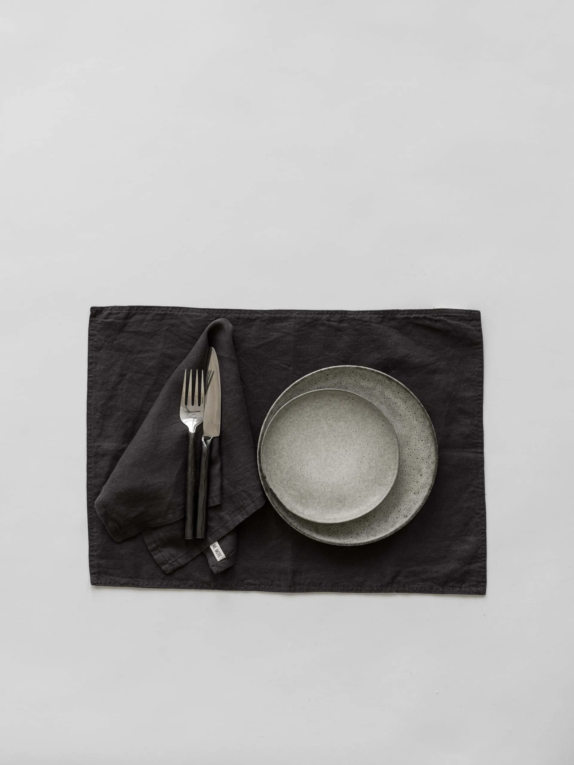 Tell Me More placemat linen 35x50 cm, Carbon Tell Me More