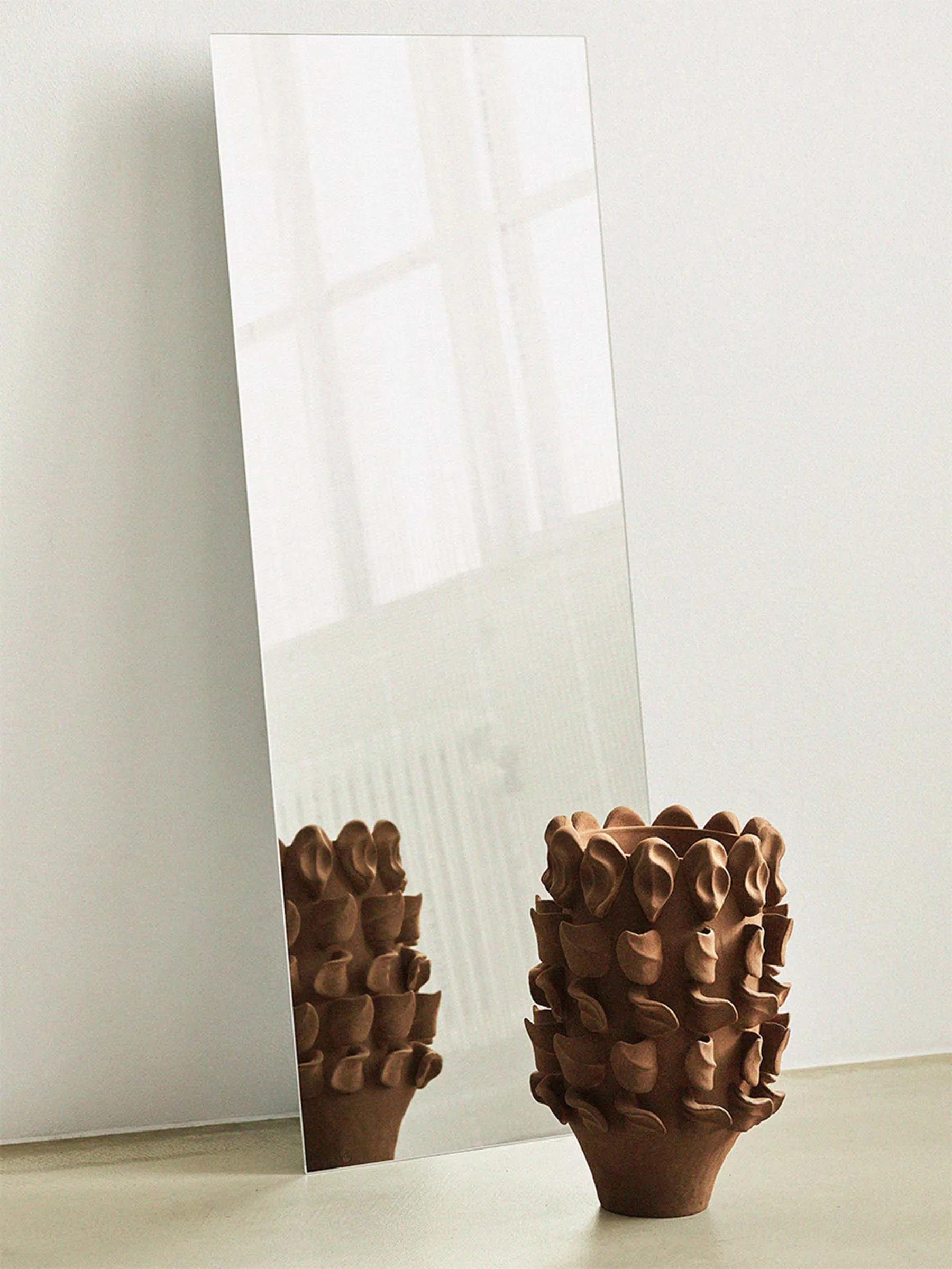 Terra vase large, Brown Tell Me More