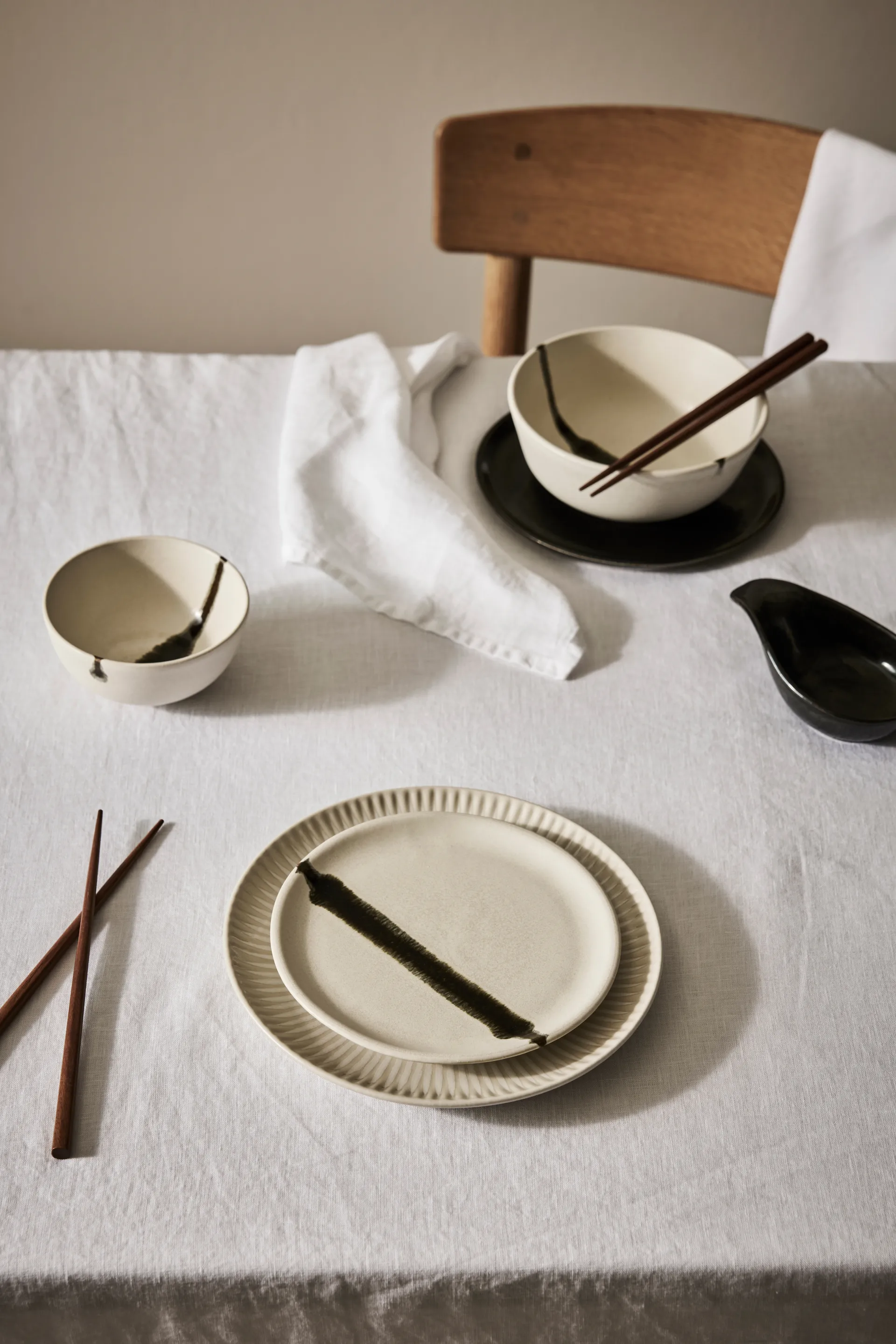 Toledo side plate Ø17.5 cm, Off-white Tell Me More