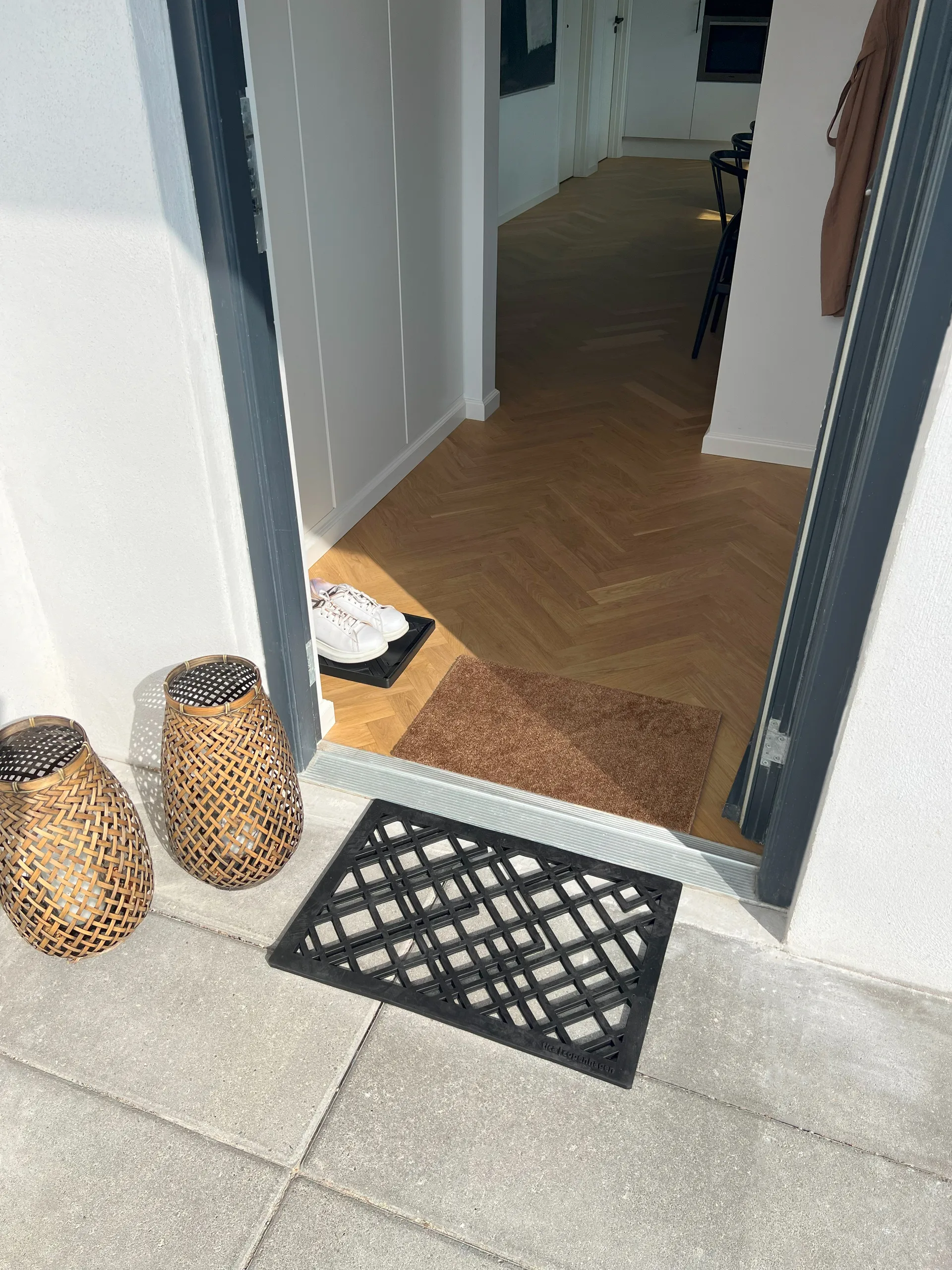 Lines rubber doormat, 40x60 cm tica copenhagen