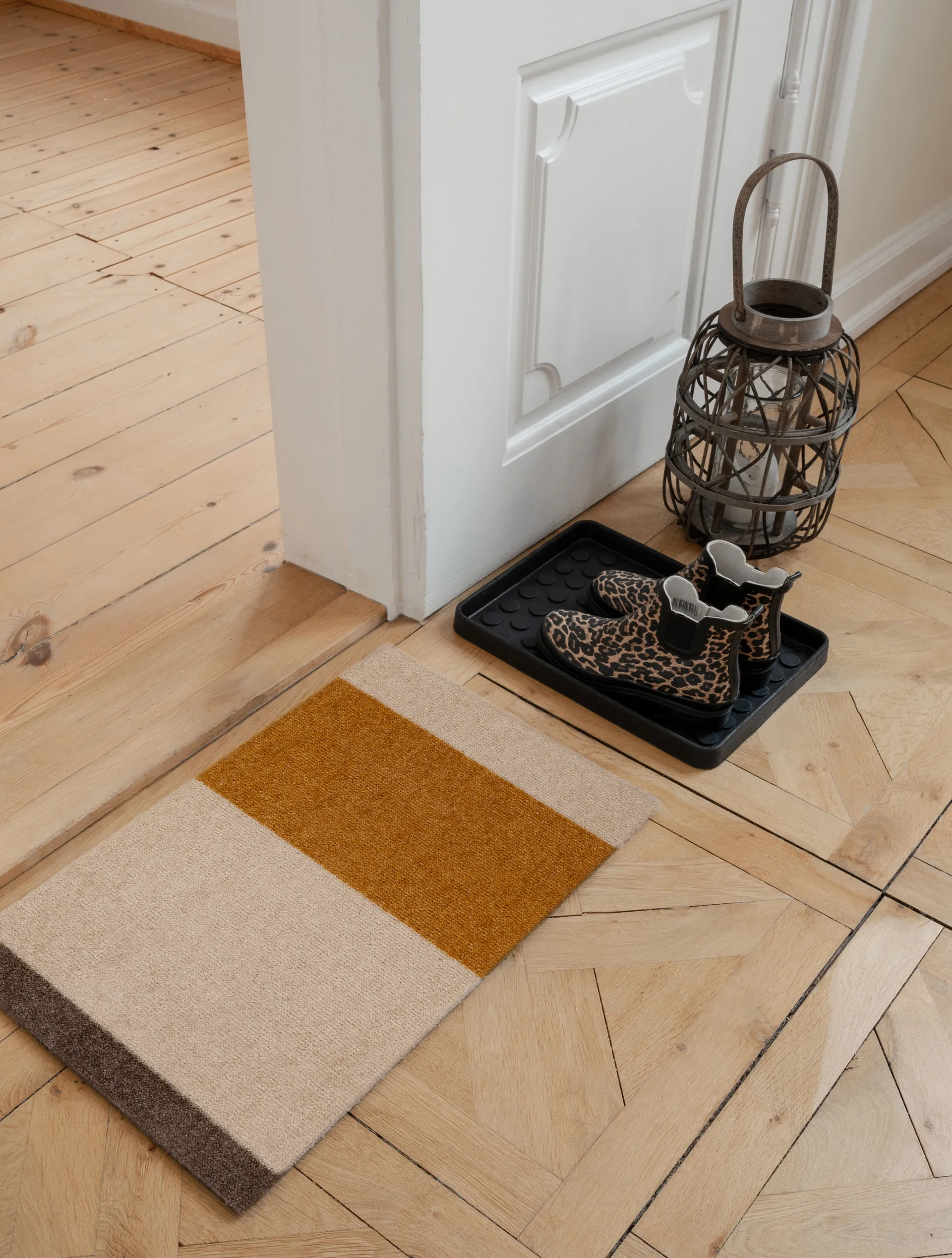 Stripes doormat horizontal, Ivory-dijon-brown. 40x60 cm tica copenhagen