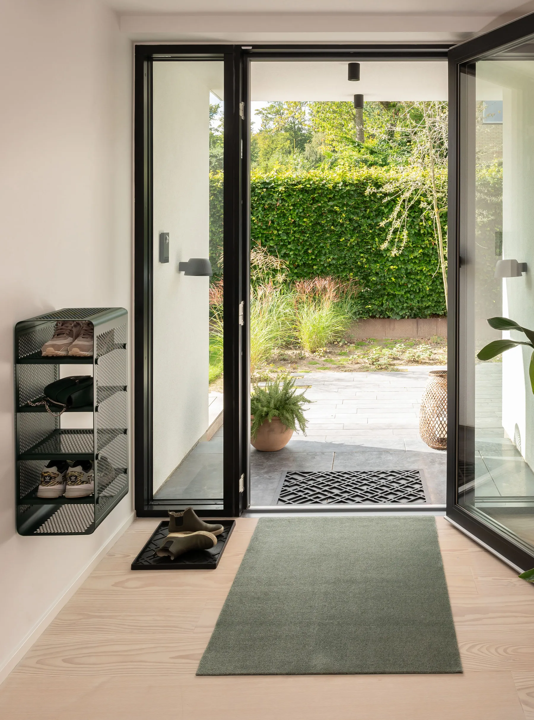 Tica Rack Wall large wall shelf, Dark green tica copenhagen