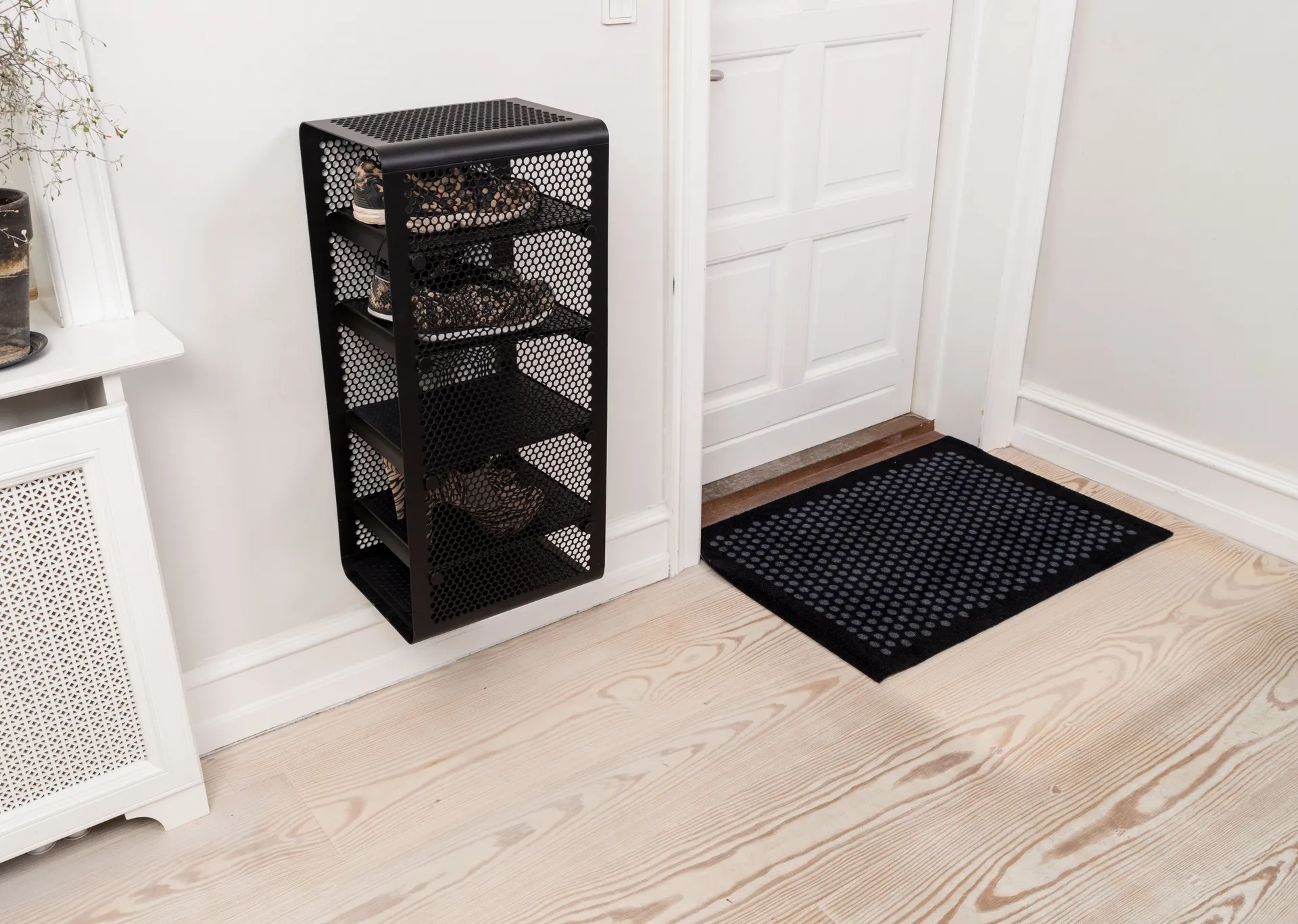 Tica shelf large, Black tica copenhagen