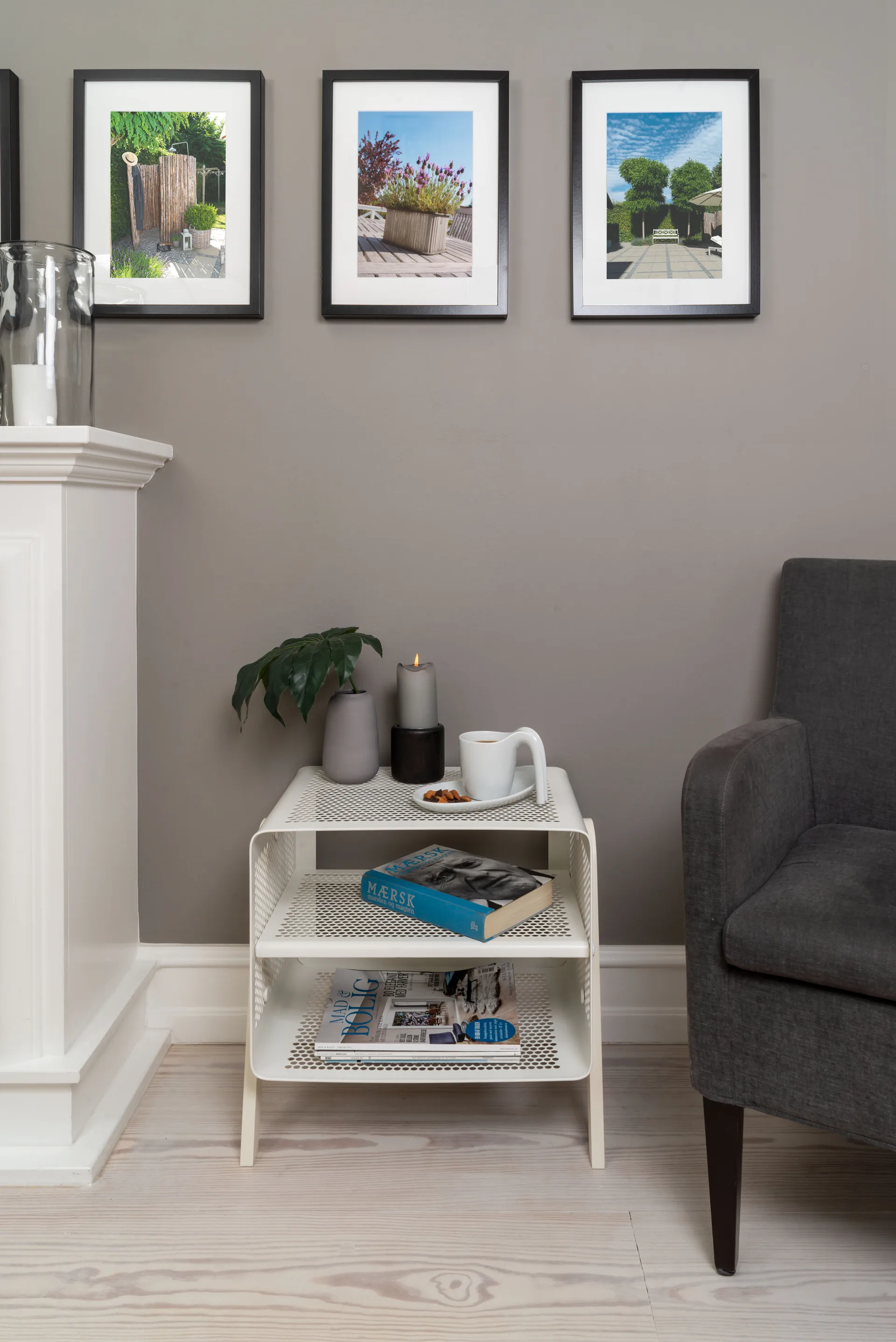 Tica shelf small, Mat white tica copenhagen