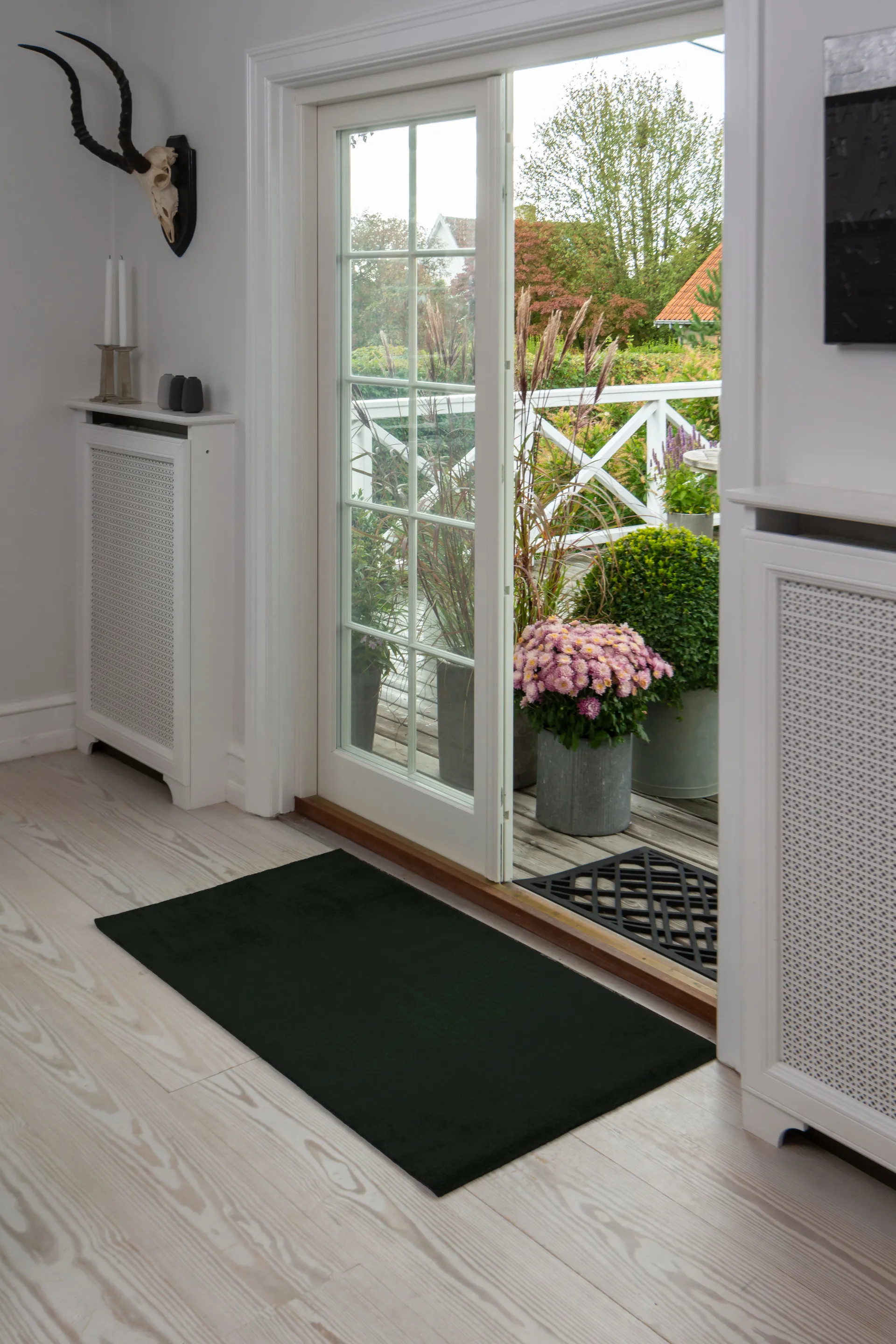 Unicolor hallway rug, Black. 67x120 cm tica copenhagen