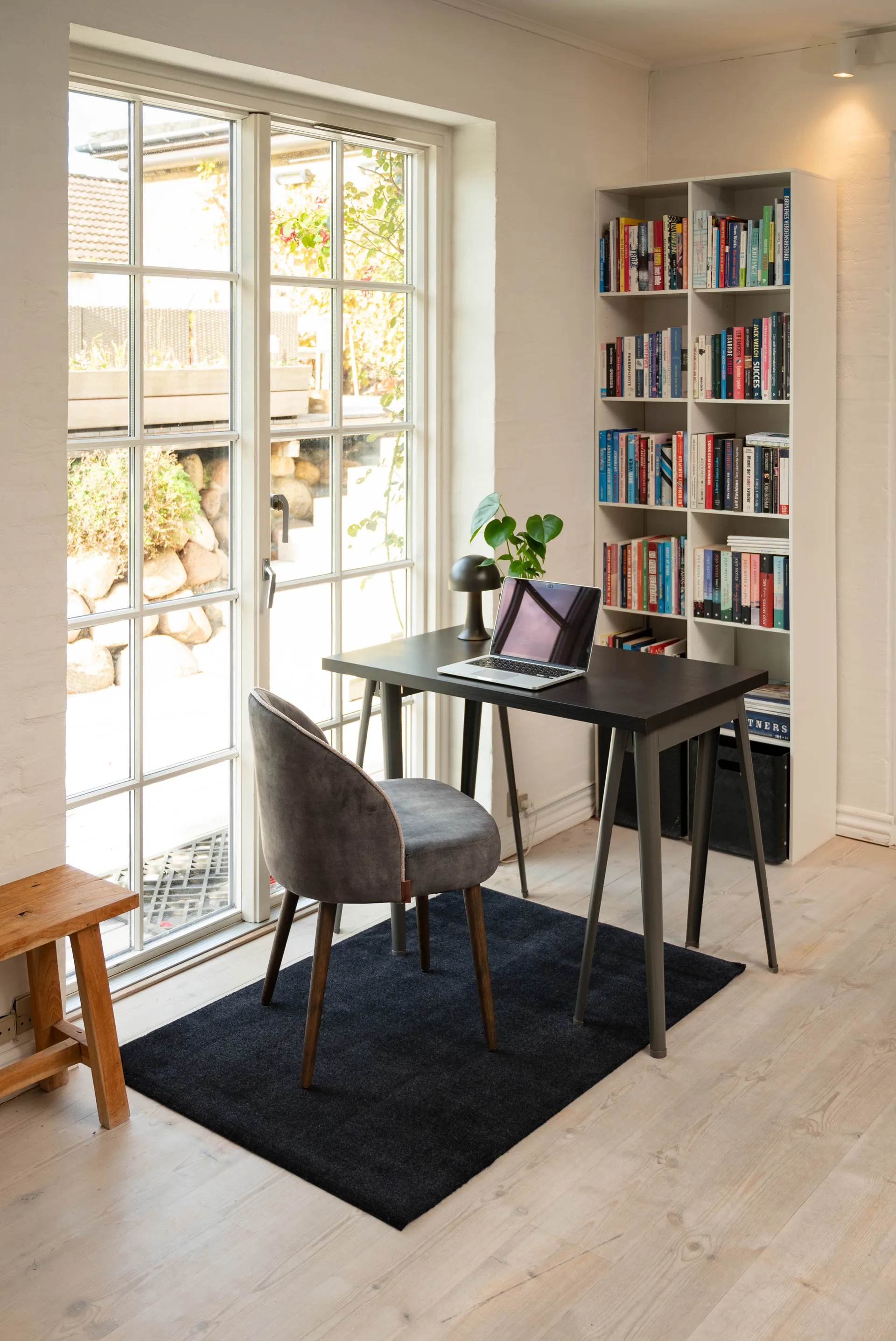 Unicolor hallway rug, Black. 90x130 cm tica copenhagen