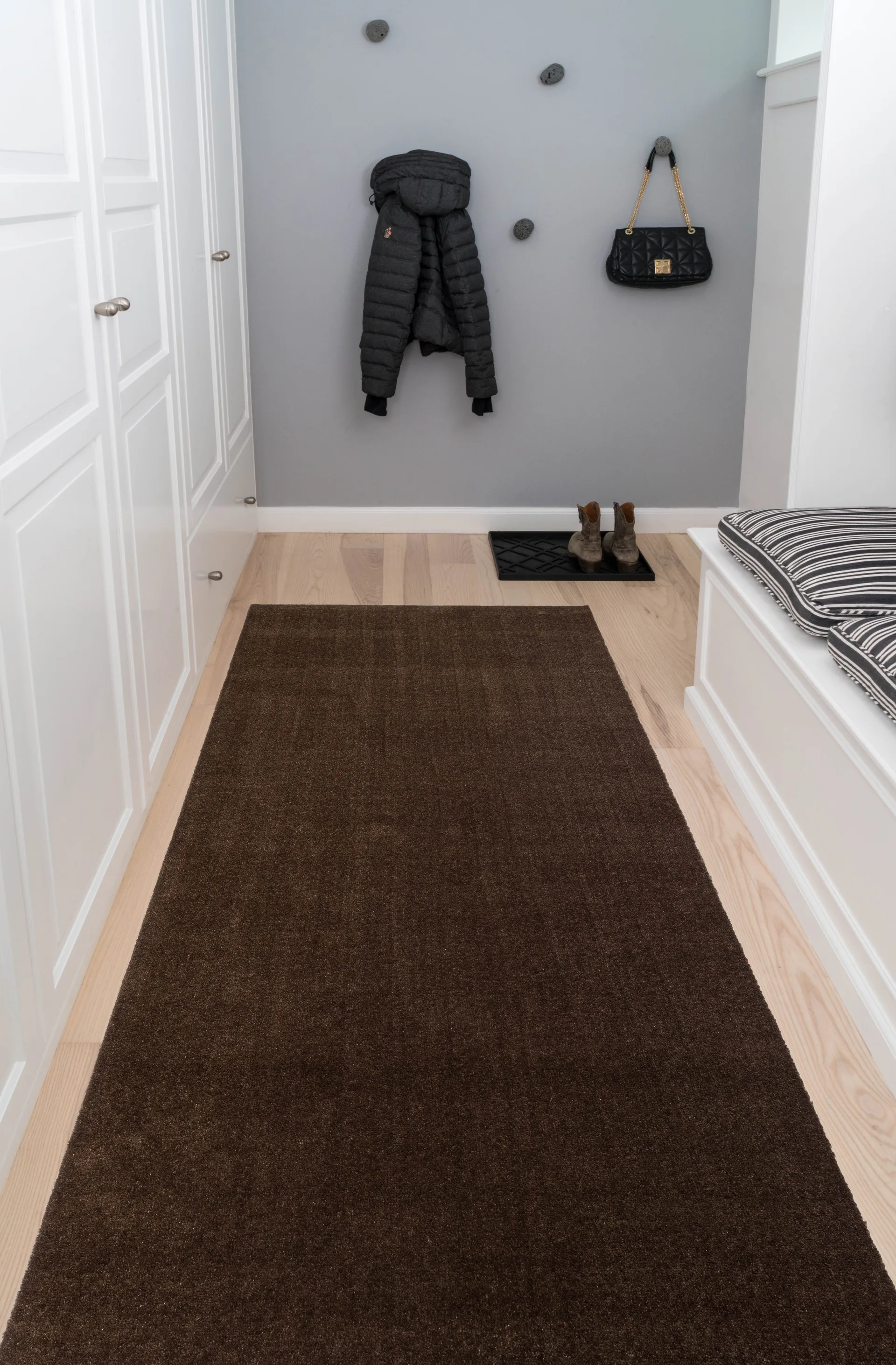 Unicolor hallway rug, Brown. 90x200 cm tica copenhagen