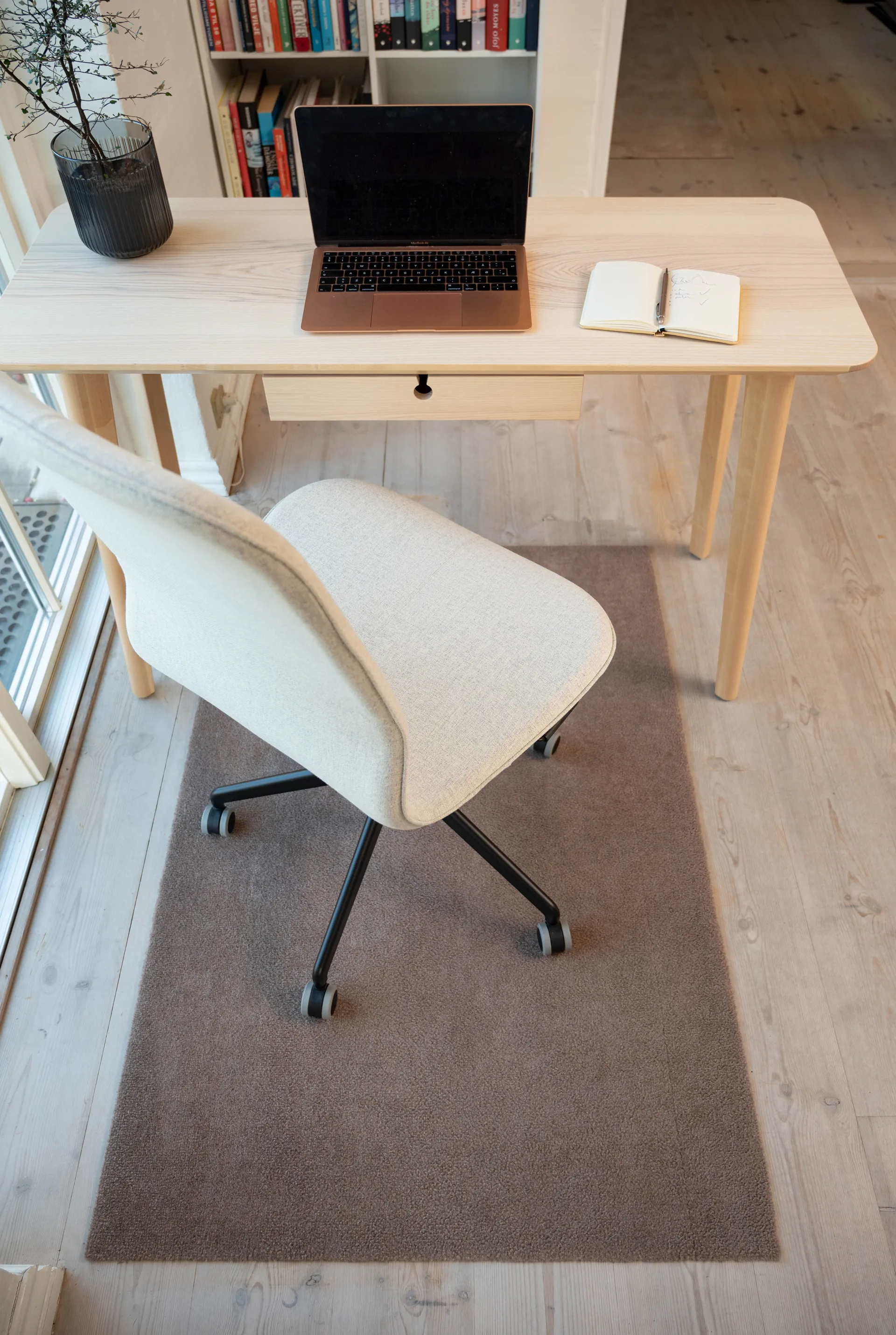 Unicolor hallway rug, Sand. 90x130 cm tica copenhagen