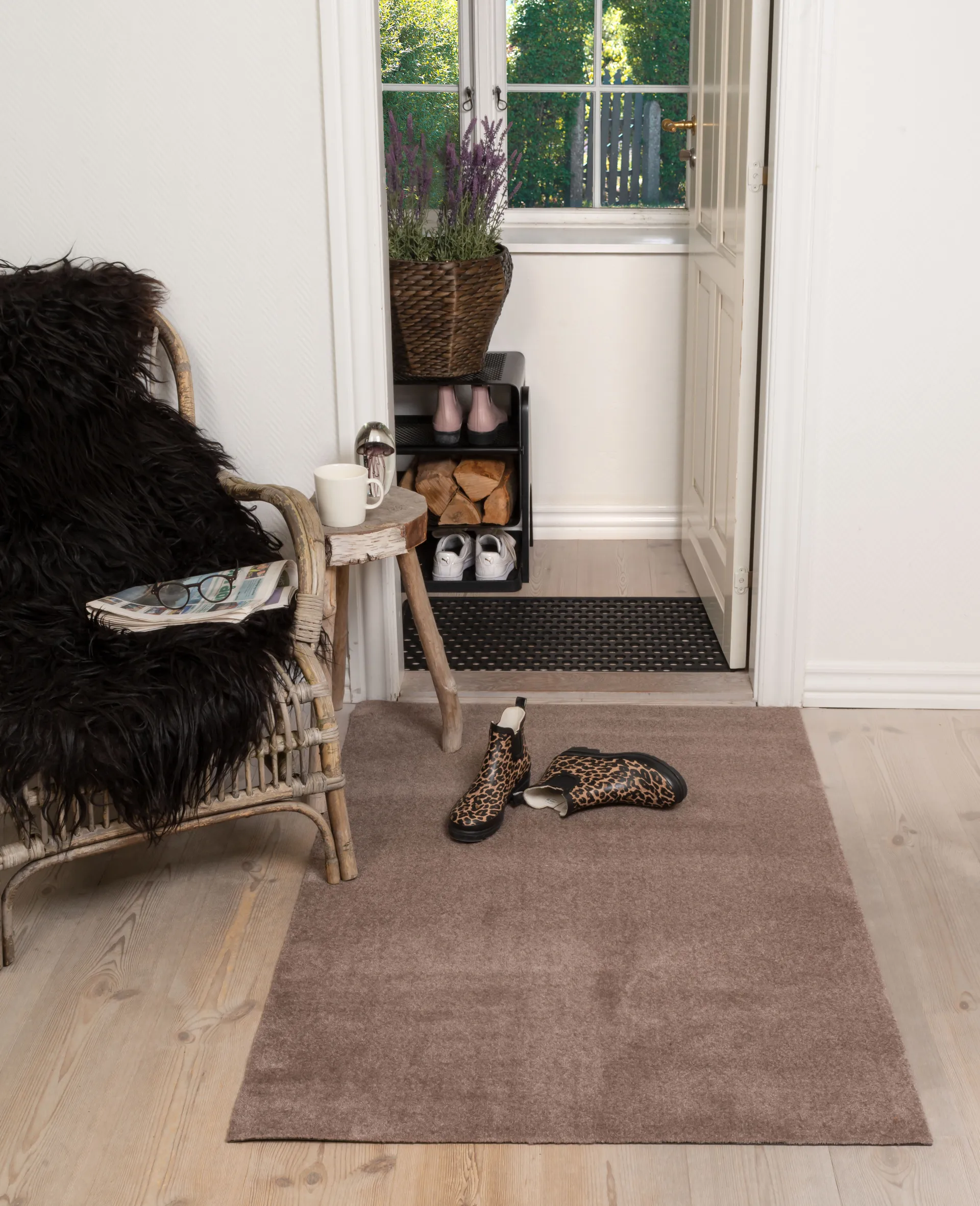 Unicolor hallway rug, Sand. 90x130 cm tica copenhagen