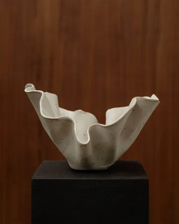 Amnell sculpture - Beige, 29x18 cm - Tinted
