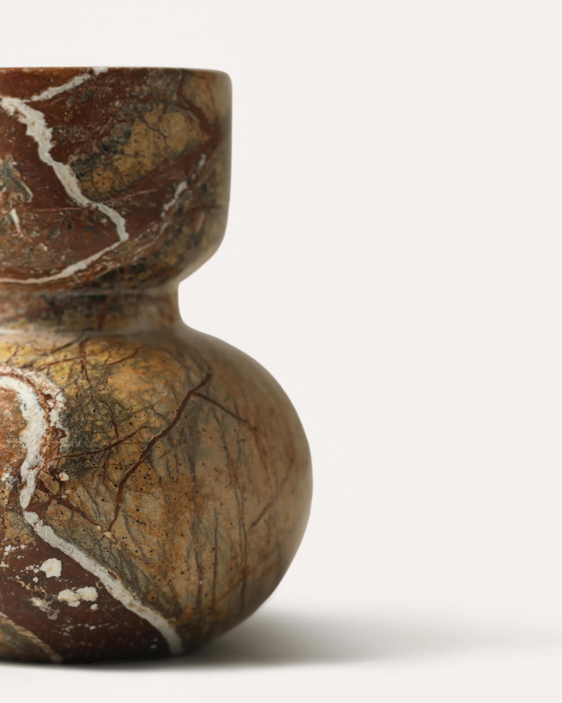 Asker candle sticks 10 cm, Red Tinted