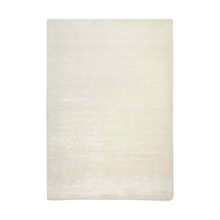 Backfjall viscose carpet 200x300 cm - Offwhite - Tinted