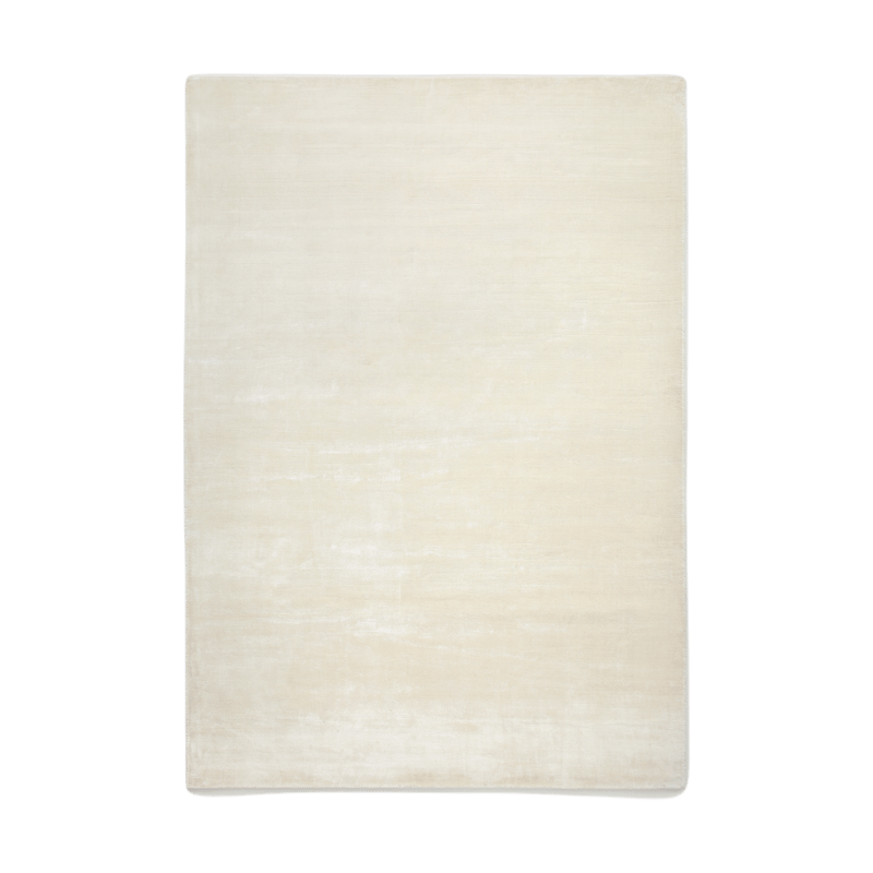 Tinted Backfjall viscose carpet 250x350 cm Offwhite