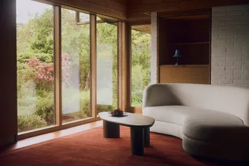 Delon sofa - Bouclé off-white - Tinted