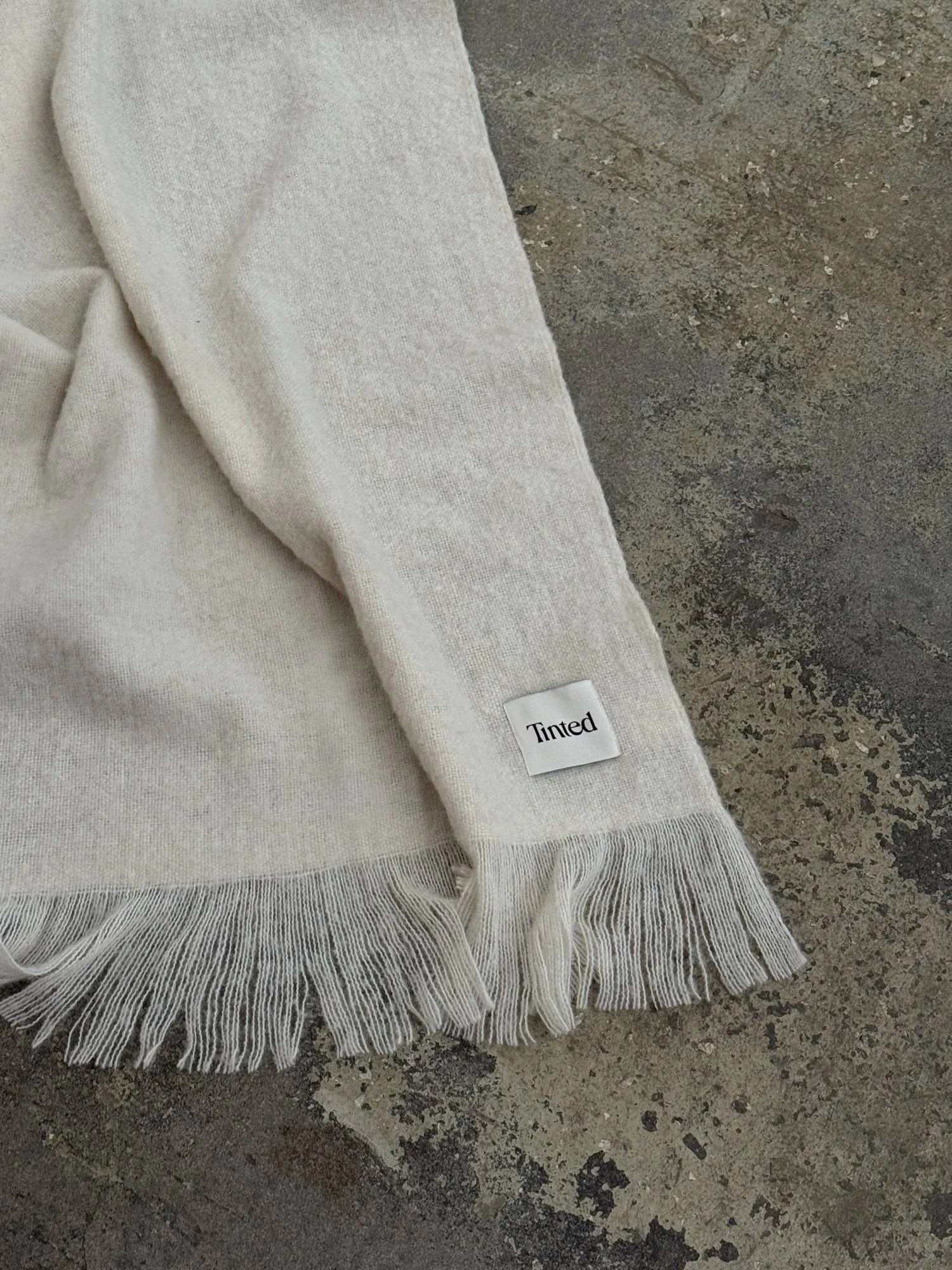 Fingal wool throw, Solid off white-natural, 130x170 cm Tinted