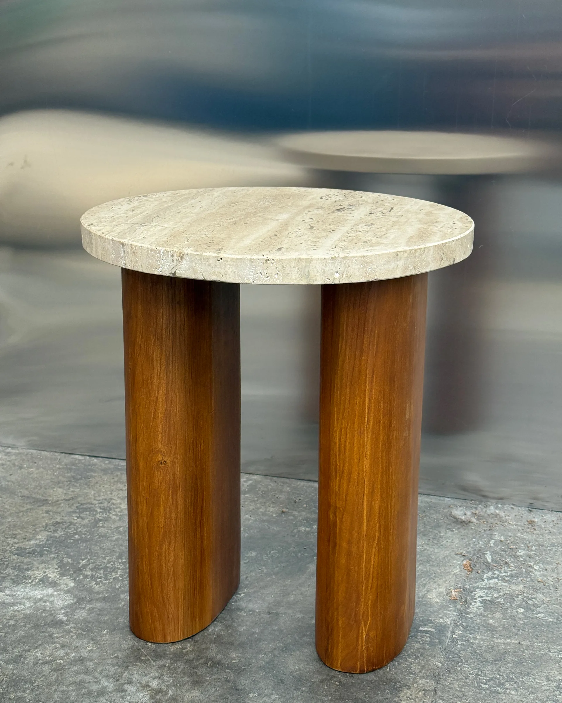 Vikman side table, Oak-beige travertine Tinted