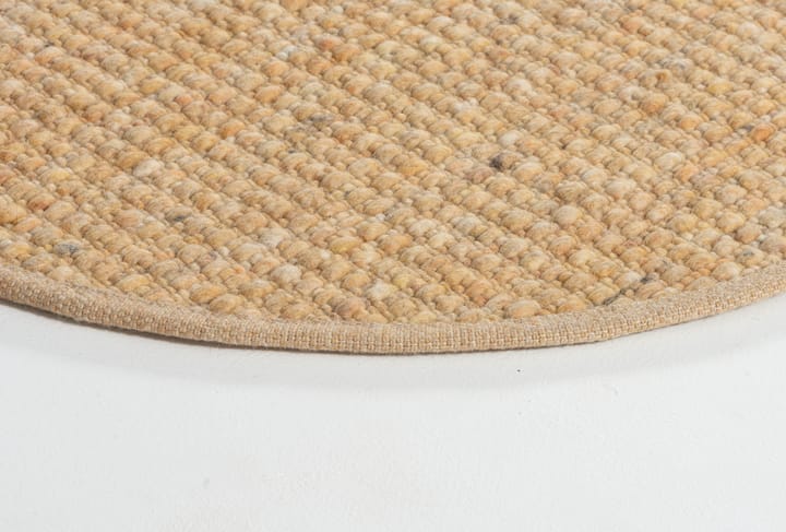 Greenland Swift round rug, Gold no. 261, Ø170 cm Tisca