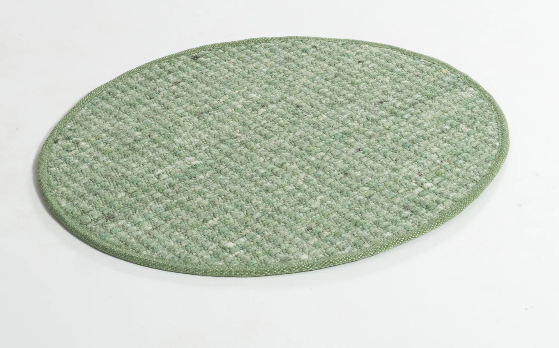 Greenland Swift round rug, Jade no. 240, Ø170 cm Tisca