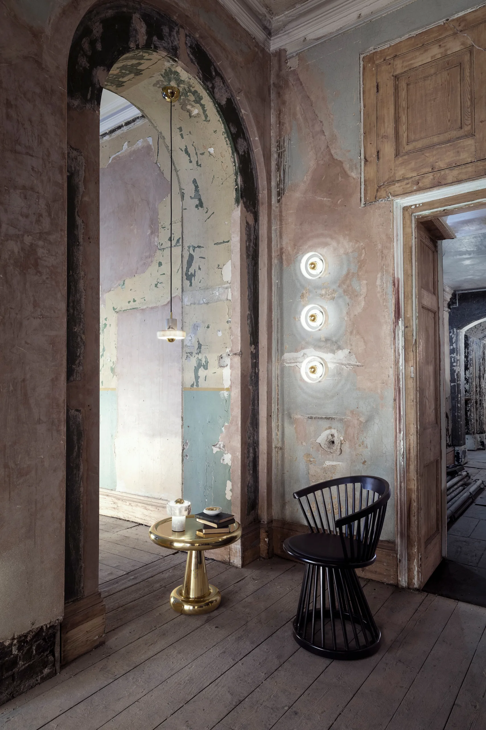 Fan chair upholstered seat, Black birch-black leather Tom Dixon