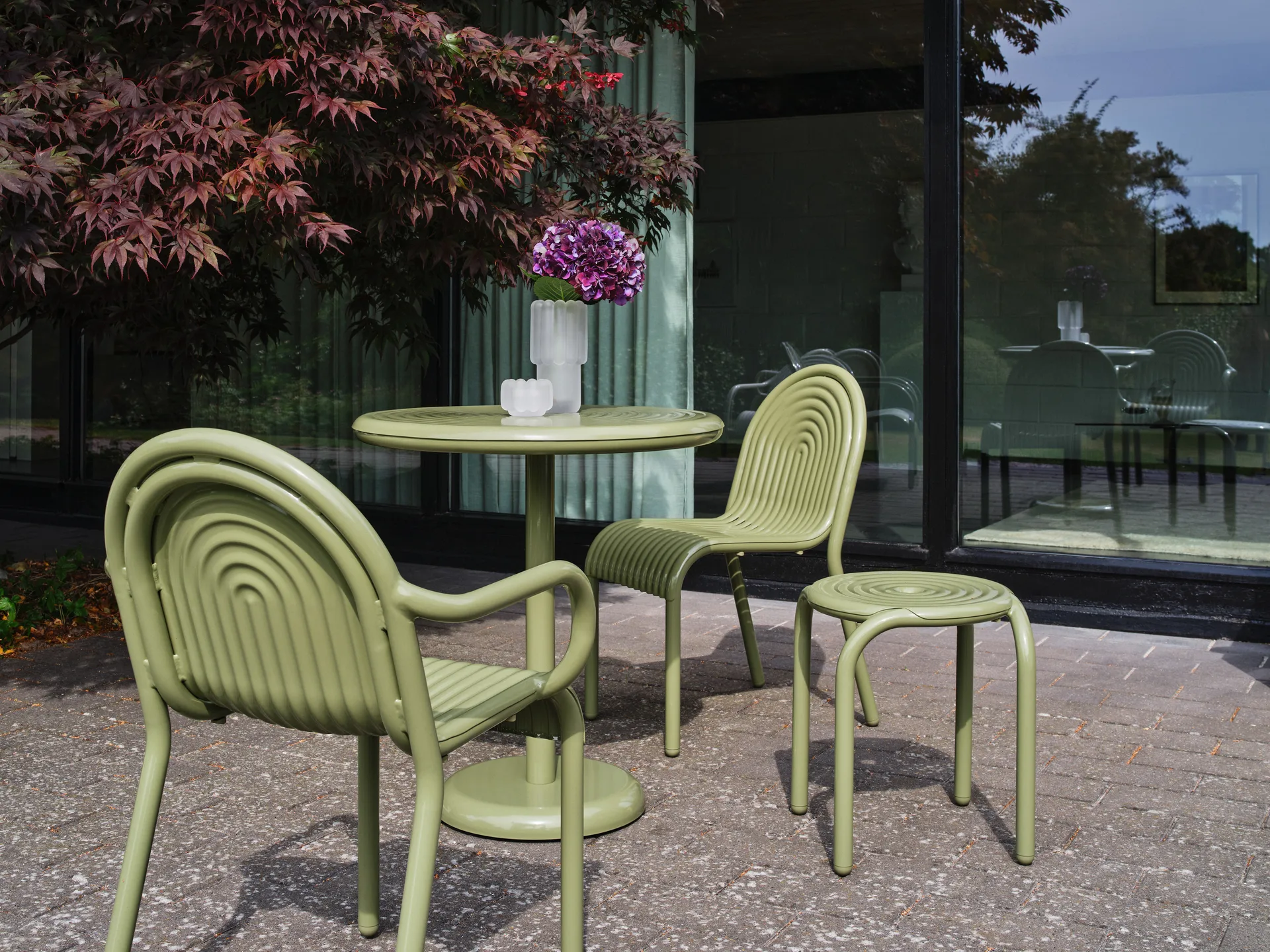 Groove café table round - Moss, Ø70 cm, Table top Tom Dixon