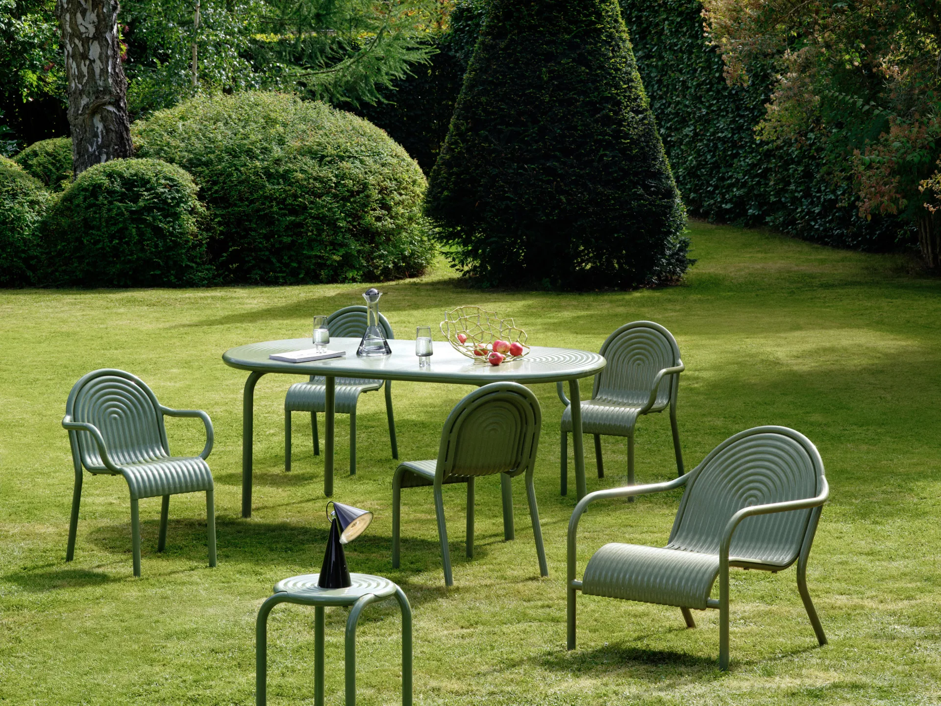 Groove Obround dining table - Moss, 86x186 cm, Table top Tom Dixon