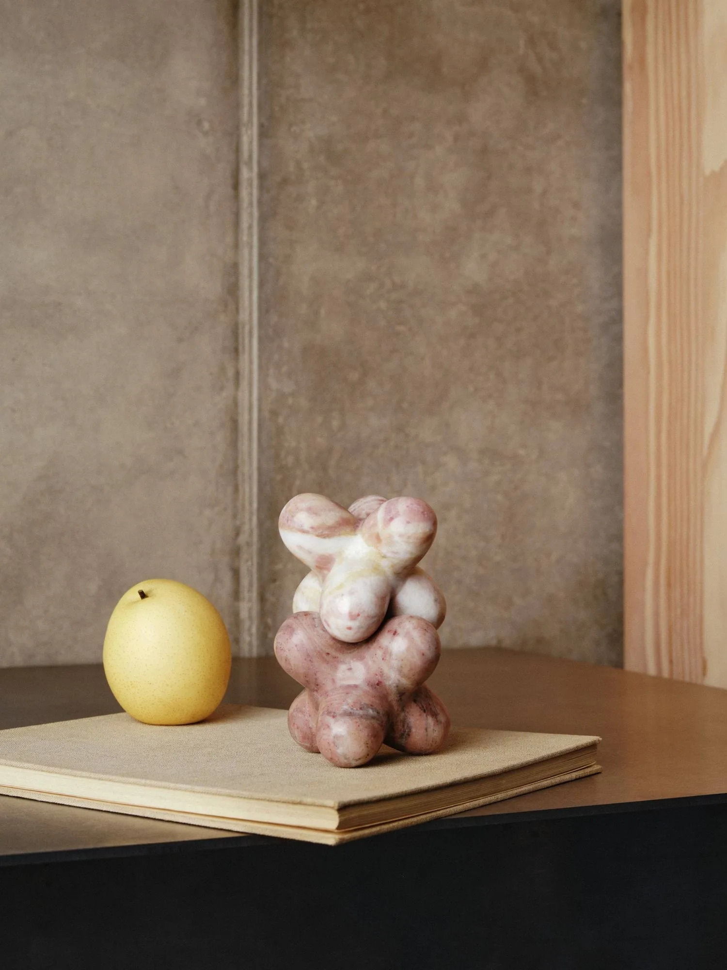 Jack decorative object, Pink Indian onyx, 10x8.5 cm Tom Dixon