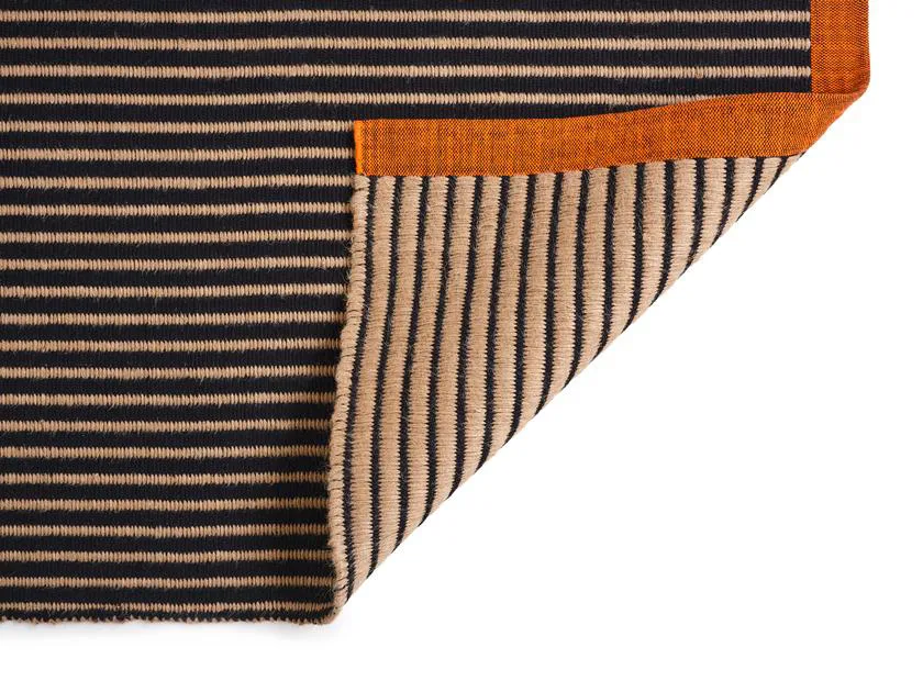 Line rug, Black 170x240 cm Tom Dixon