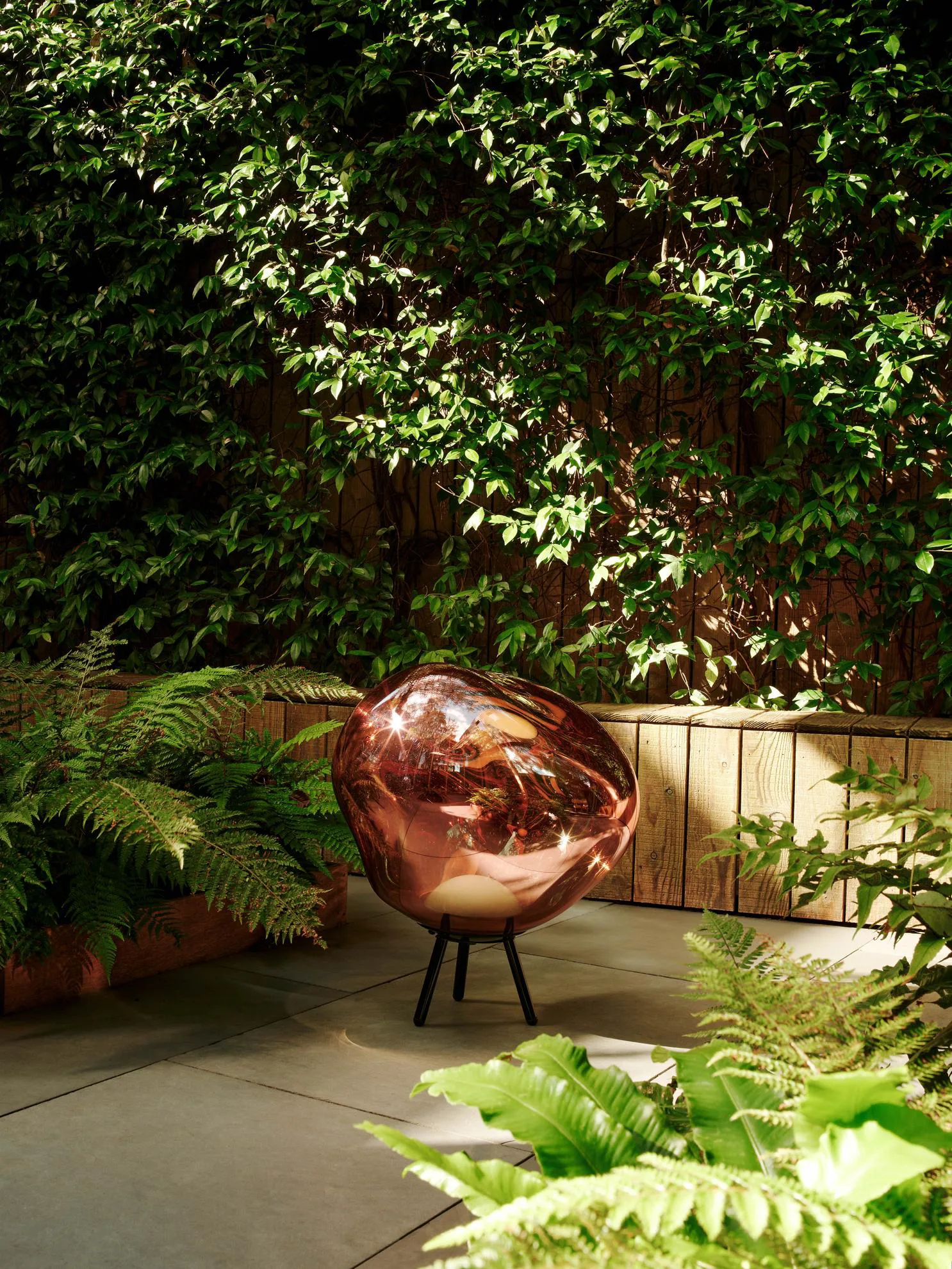 Melt Portable LED Large floor lamp, Copper Tom Dixon