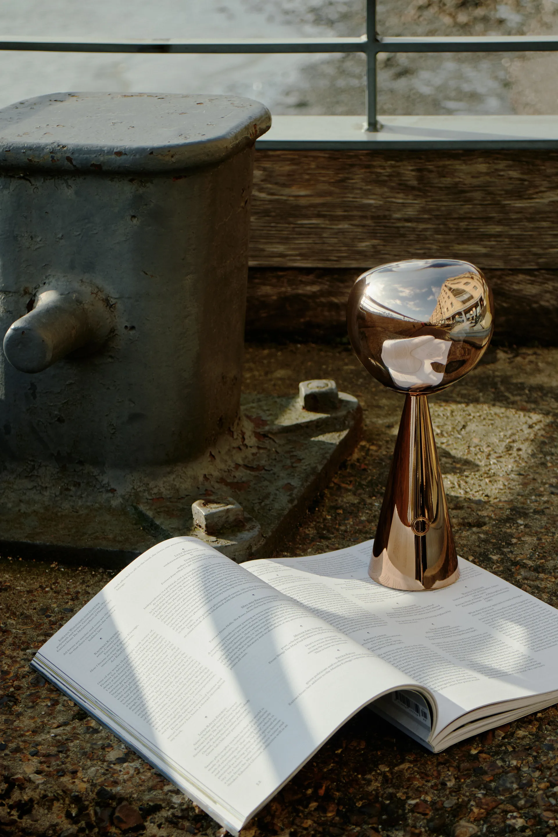 Melt Portable LED table lamp 28.5 cm, Bronze Tom Dixon