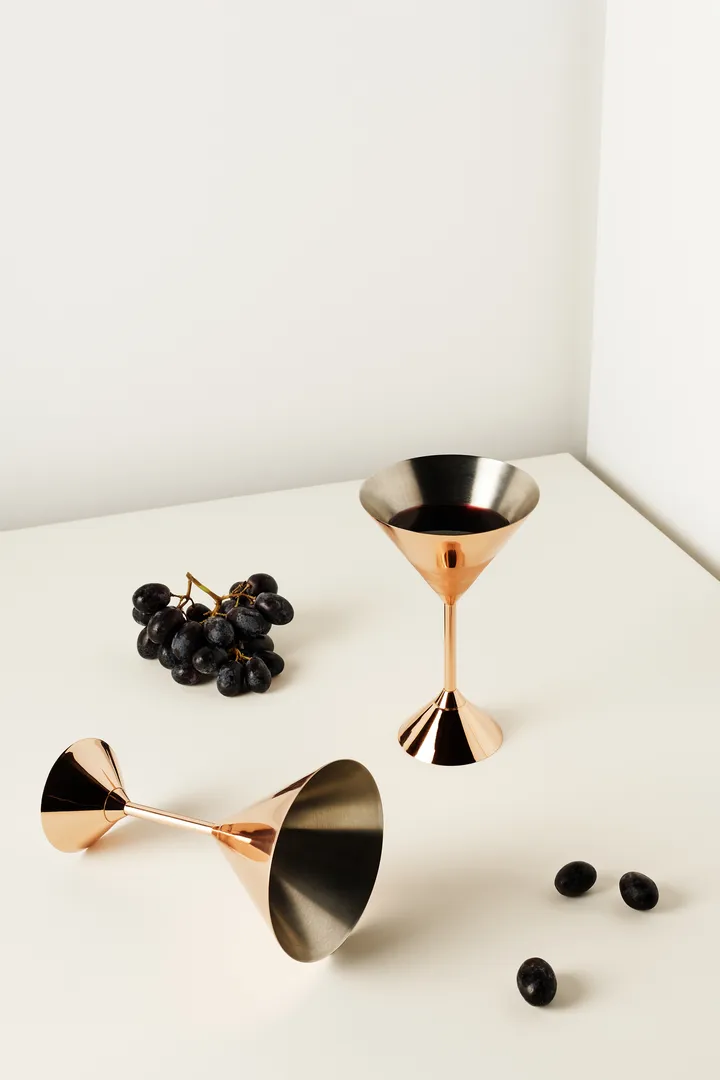 Plum martini glass 16 cl 2pack from Tom Dixon