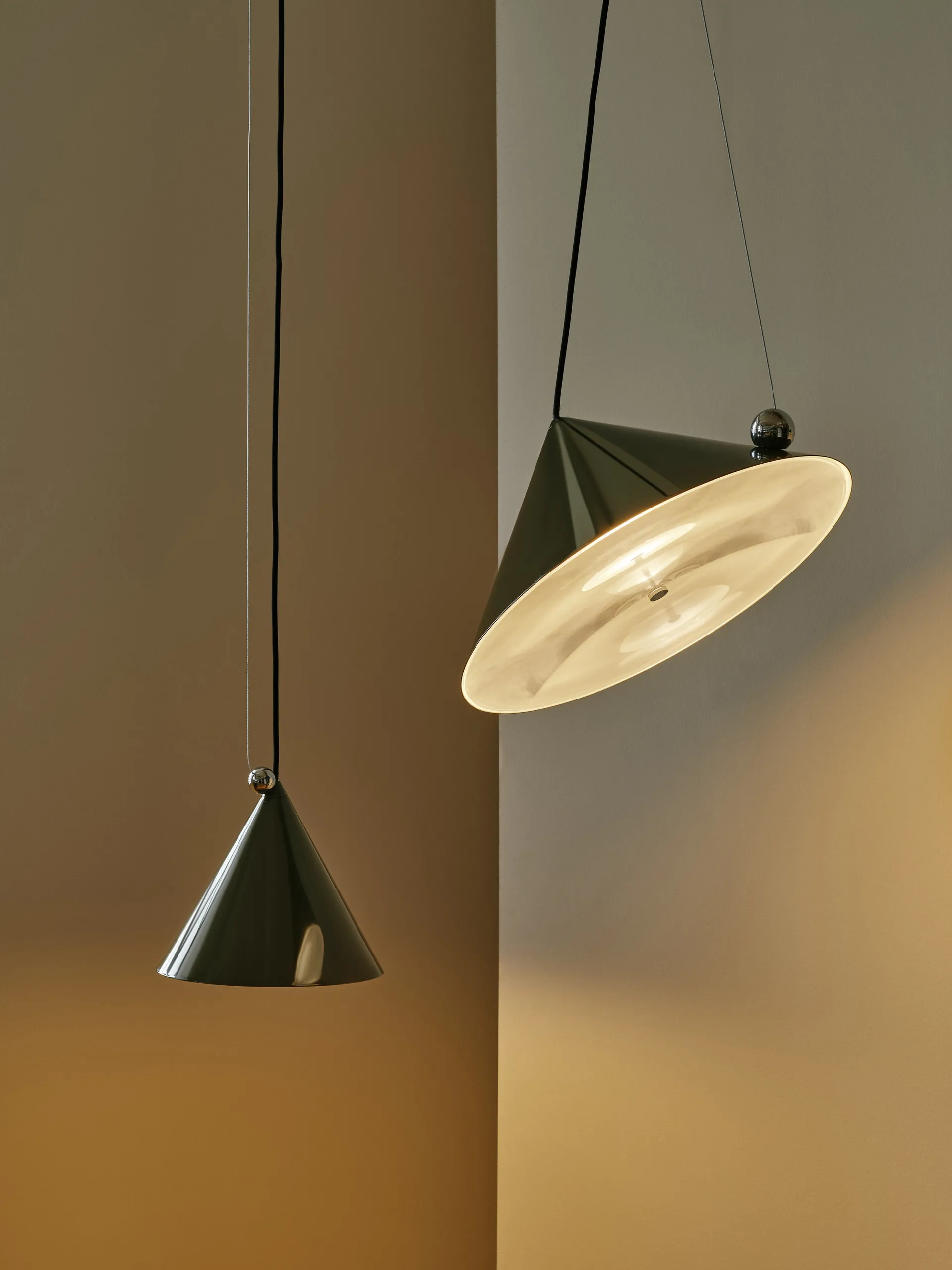 Pose pendant lamp, Kelp, Ø43×30 cm Tom Dixon