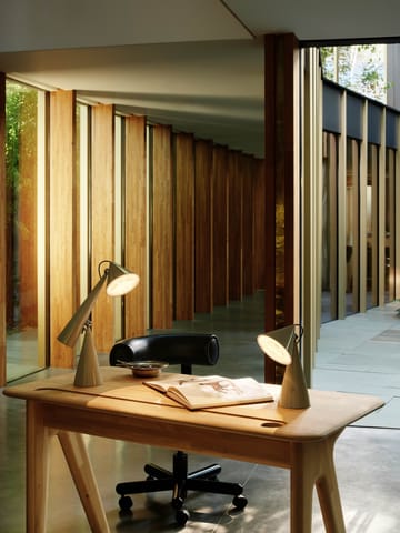Pose Portable LED table lamp - Putty - Tom Dixon