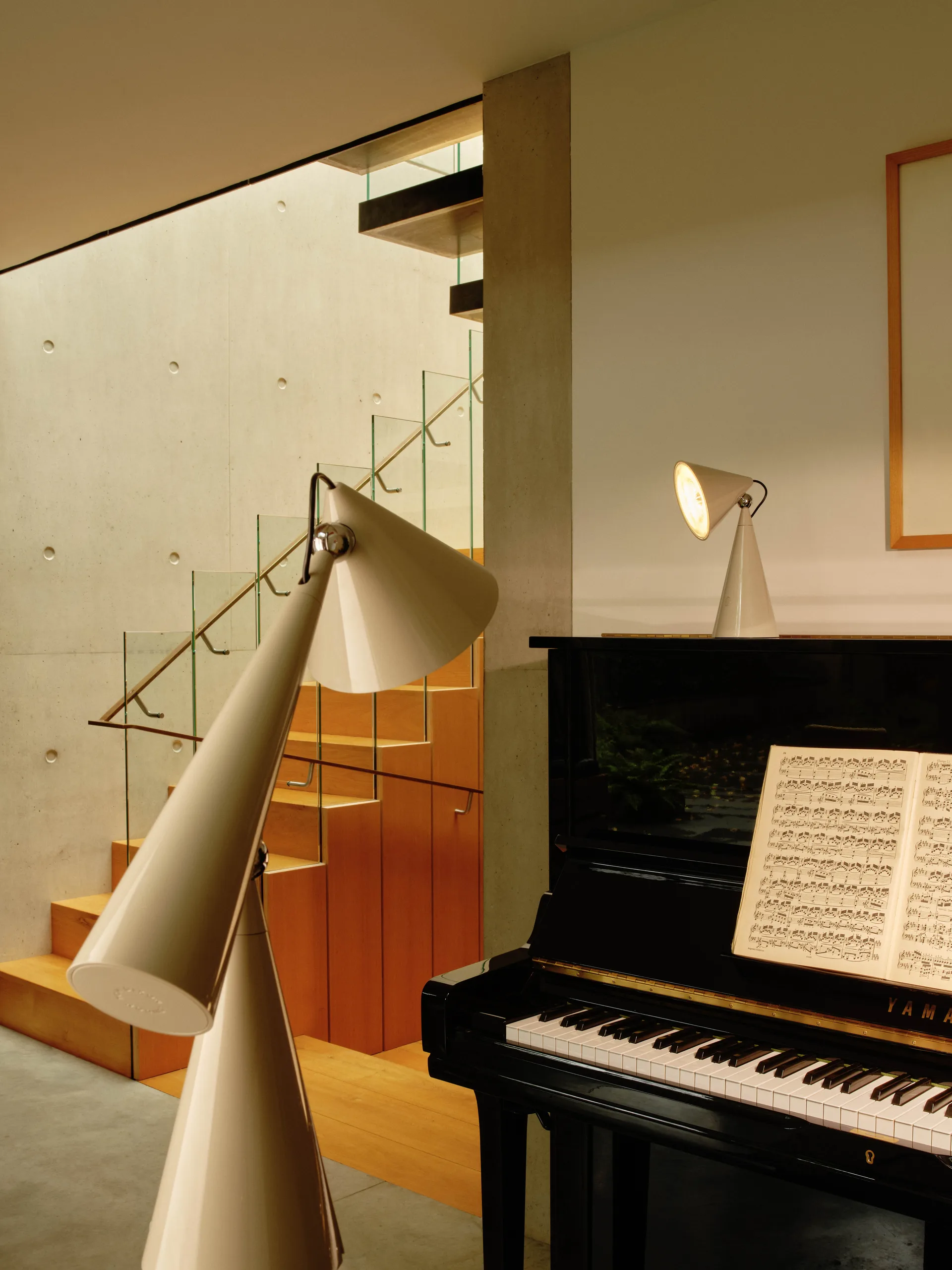 Pose Task LED table lamp, Putty Tom Dixon