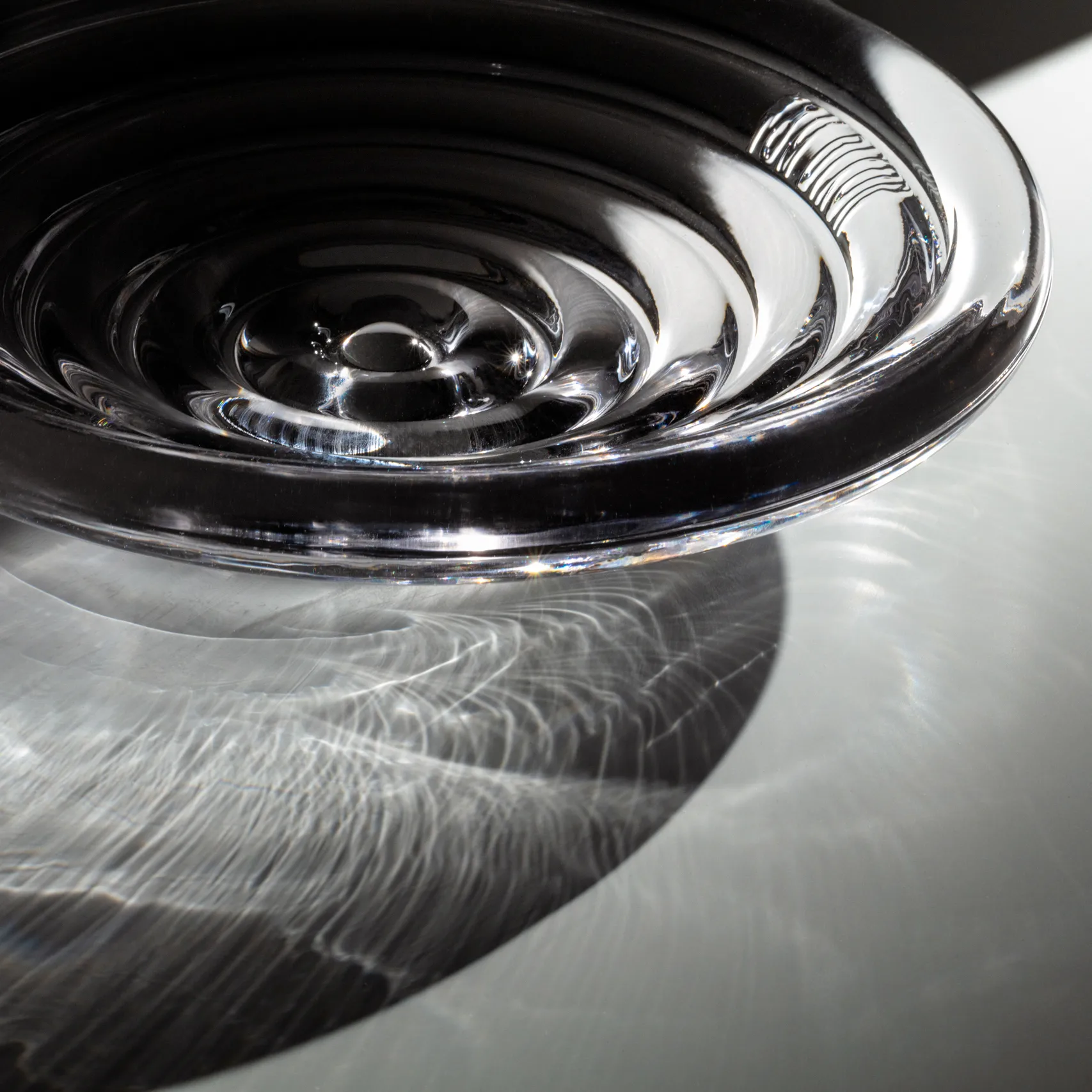 Press bowl medium, clear Tom Dixon